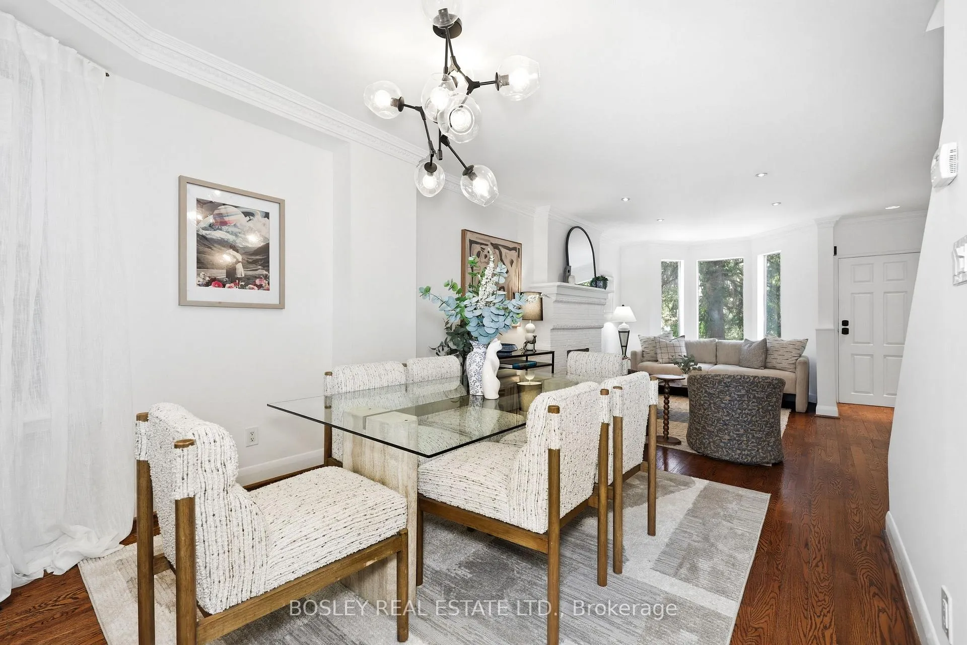 Photo 13 of 34 Tennis Crescent, Toronto, North Riverdale — HOMEH