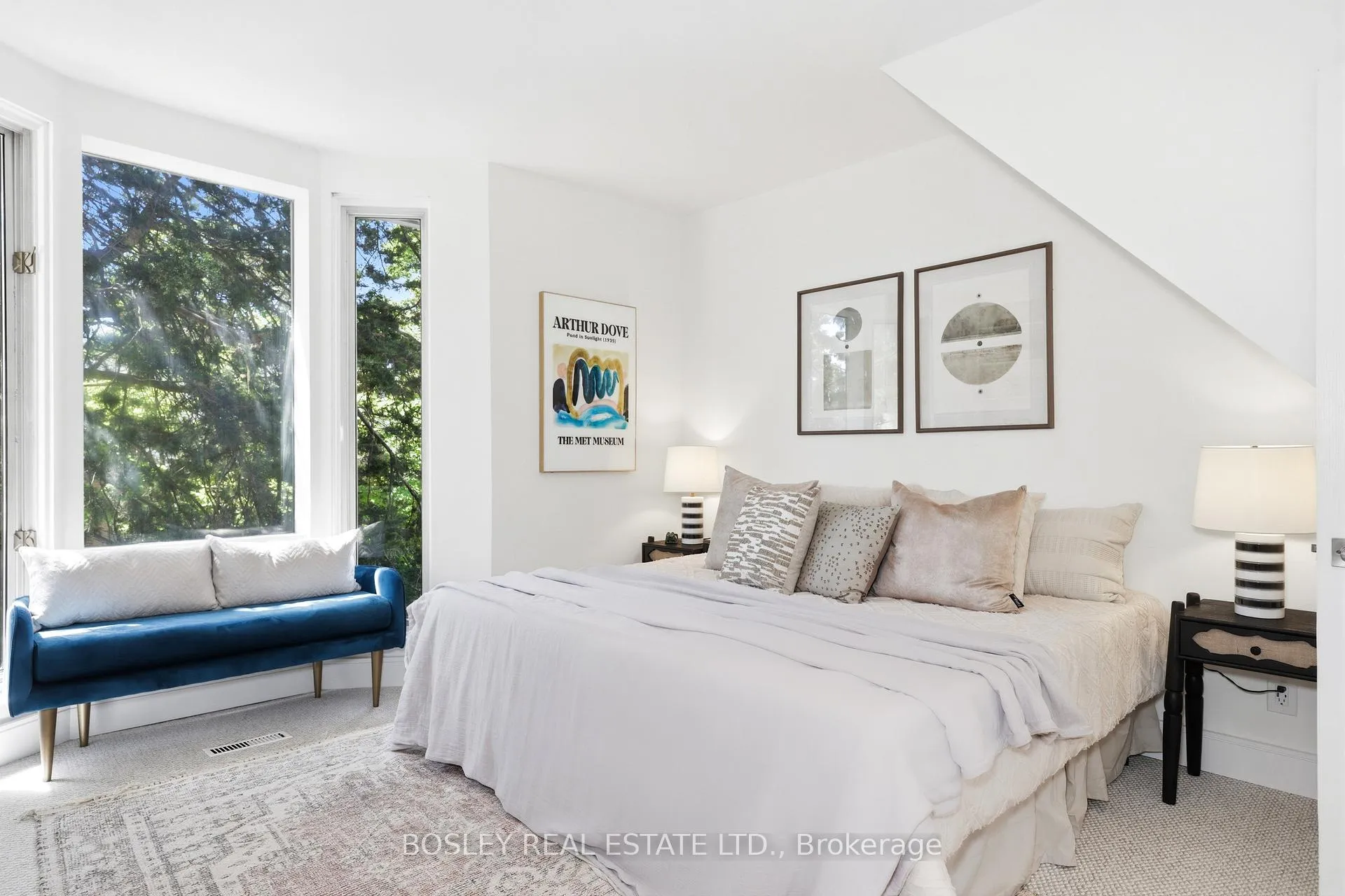 Photo 22 of 34 Tennis Crescent, Toronto, North Riverdale — HOMEH