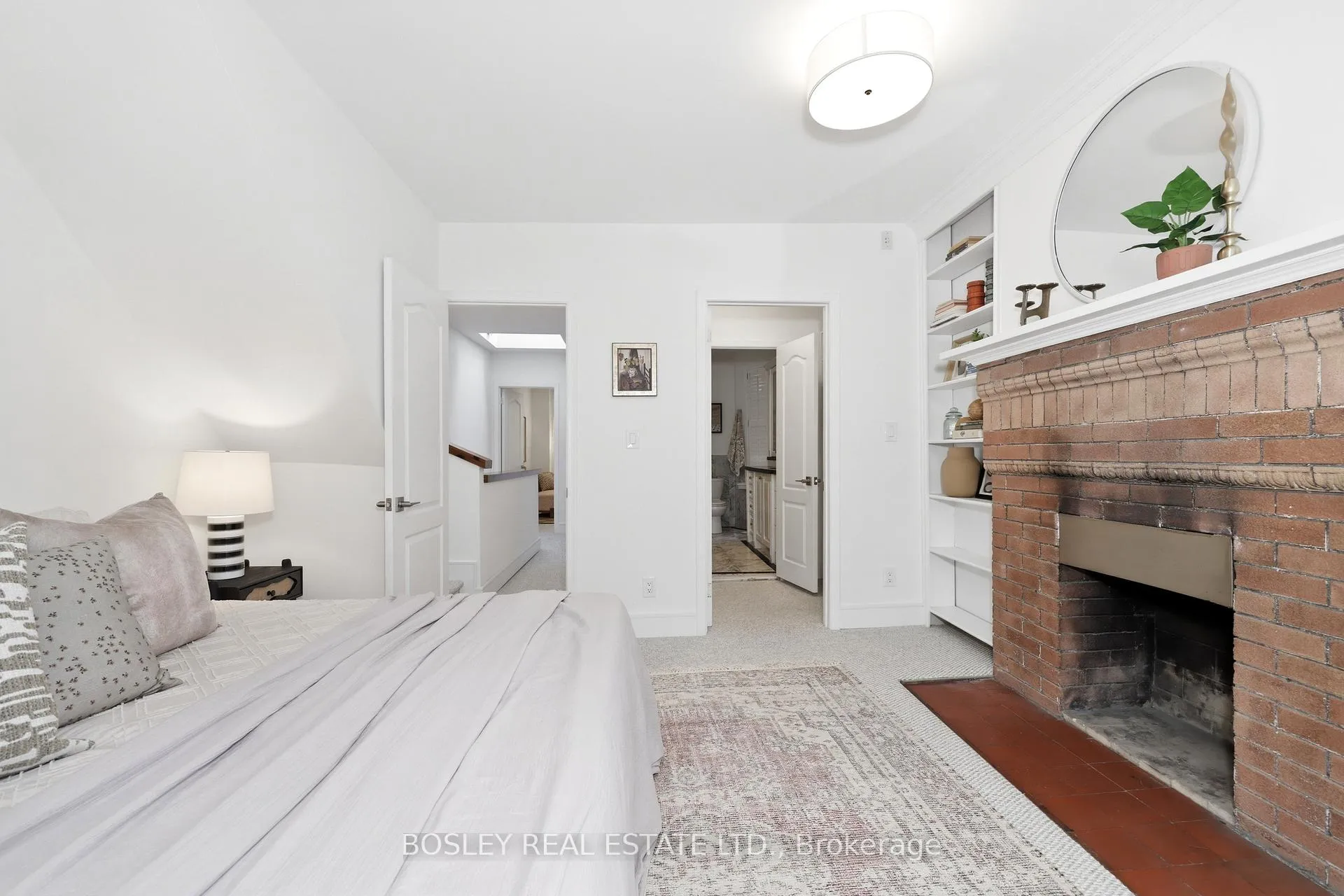 Photo 25 of 34 Tennis Crescent, Toronto, North Riverdale — HOMEH