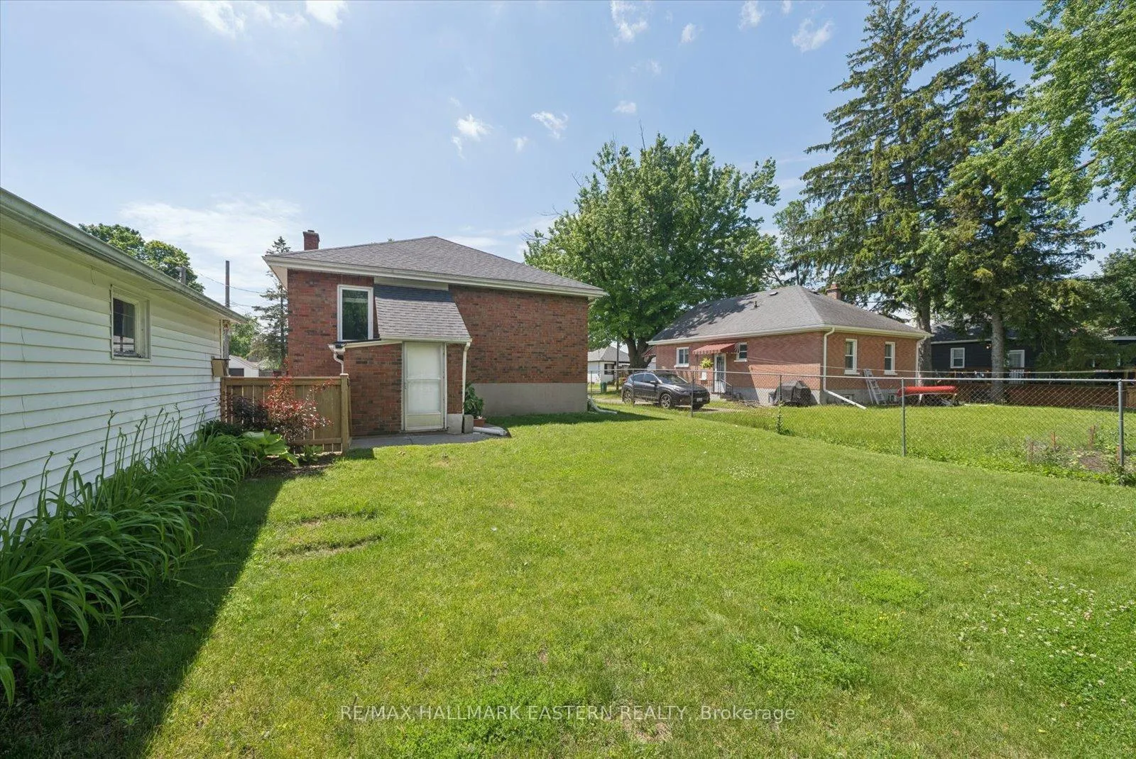 Photo 29 of 522 King George Street, Peterborough, Otonabee Ward 1 — HOMEH