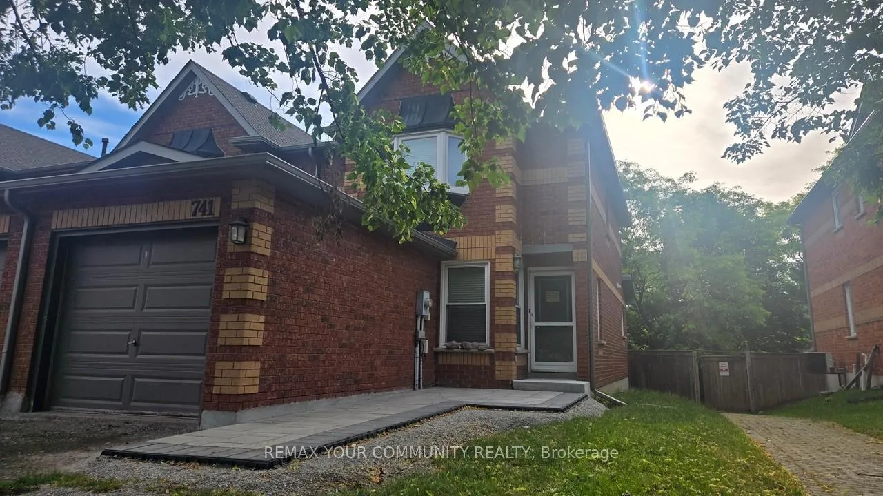 Front of Unit 25, 741 Caradonna Crescent