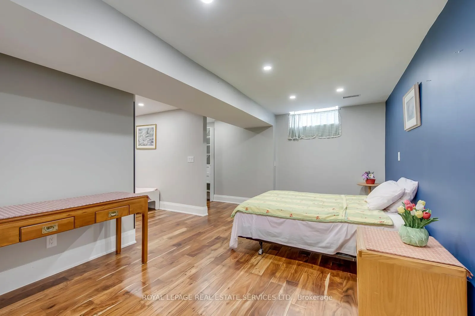 Photo 34 of 236 Sylwood Crescent, Vaughan, Maple — HOMEH