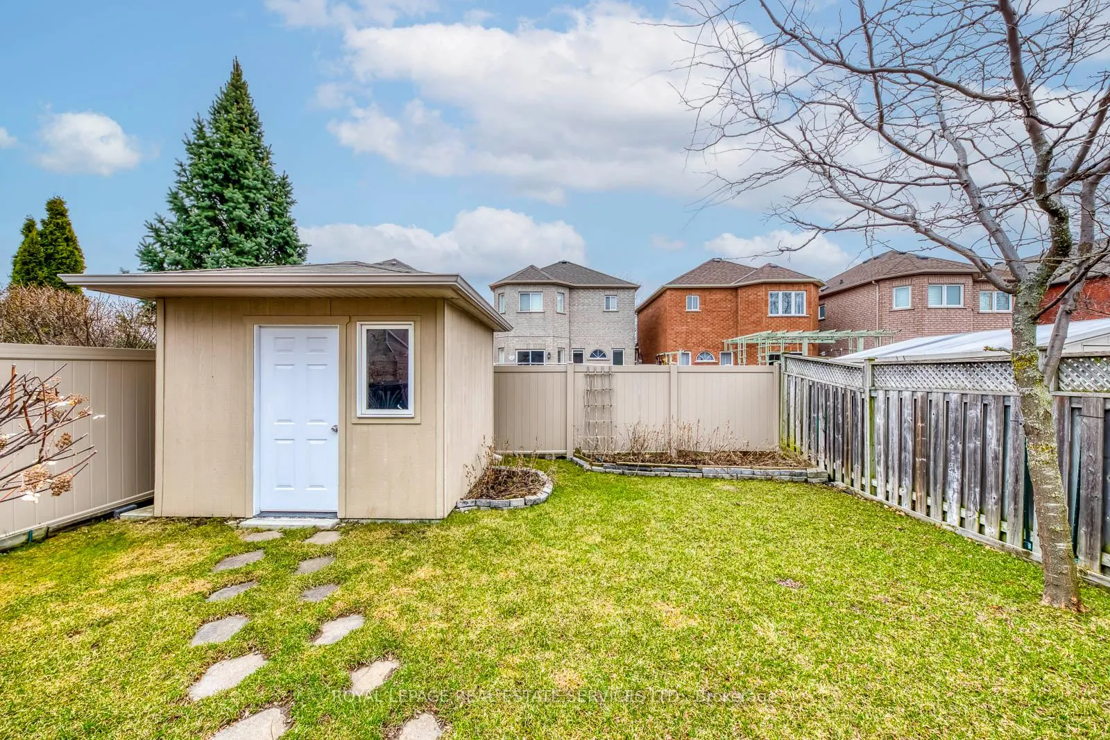 Photo 46 of 236 Sylwood Crescent, Vaughan, Maple — HOMEH