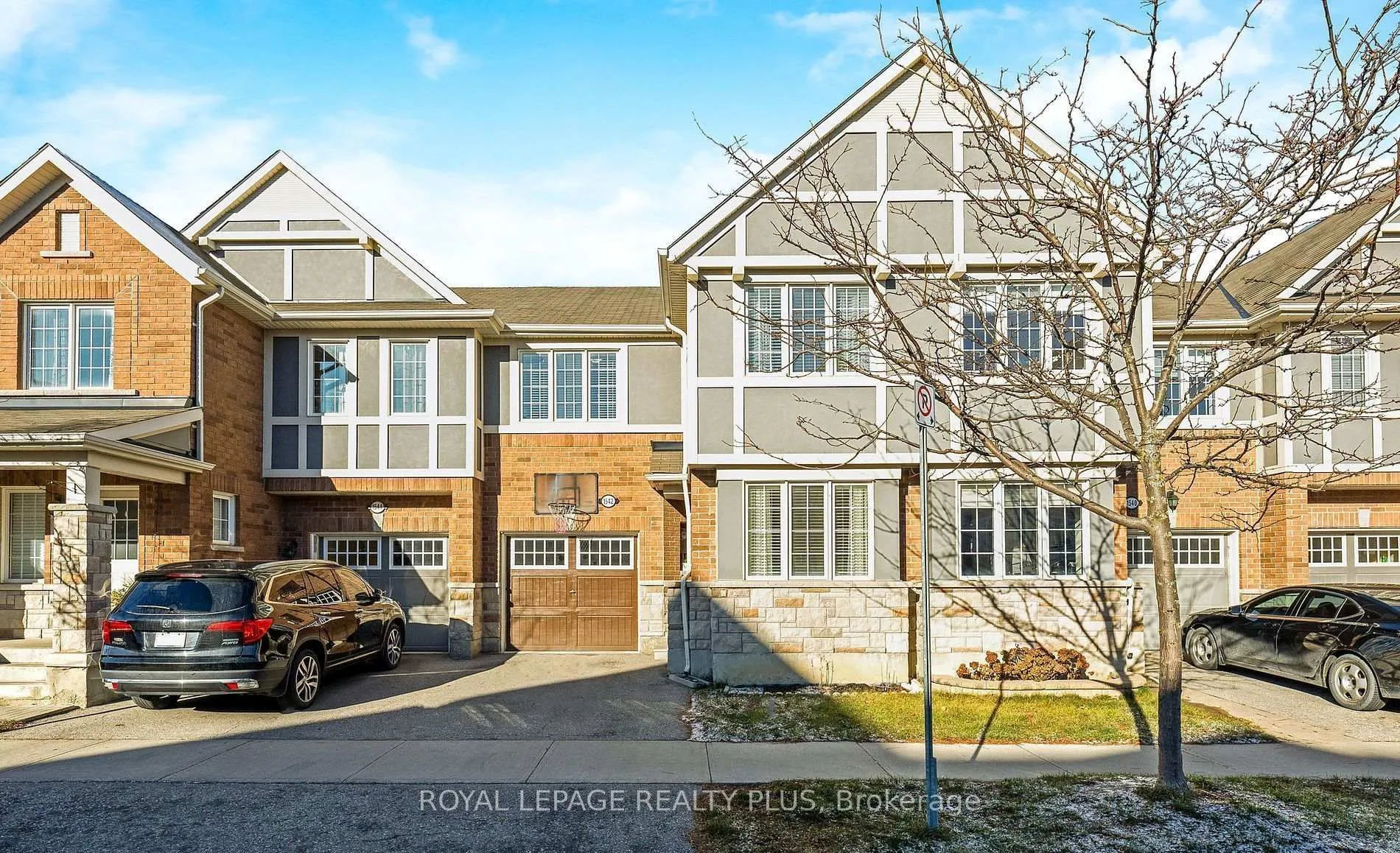 Photo 2 of 1542 Gainer Crescent, Milton, Clarke — HOMEH