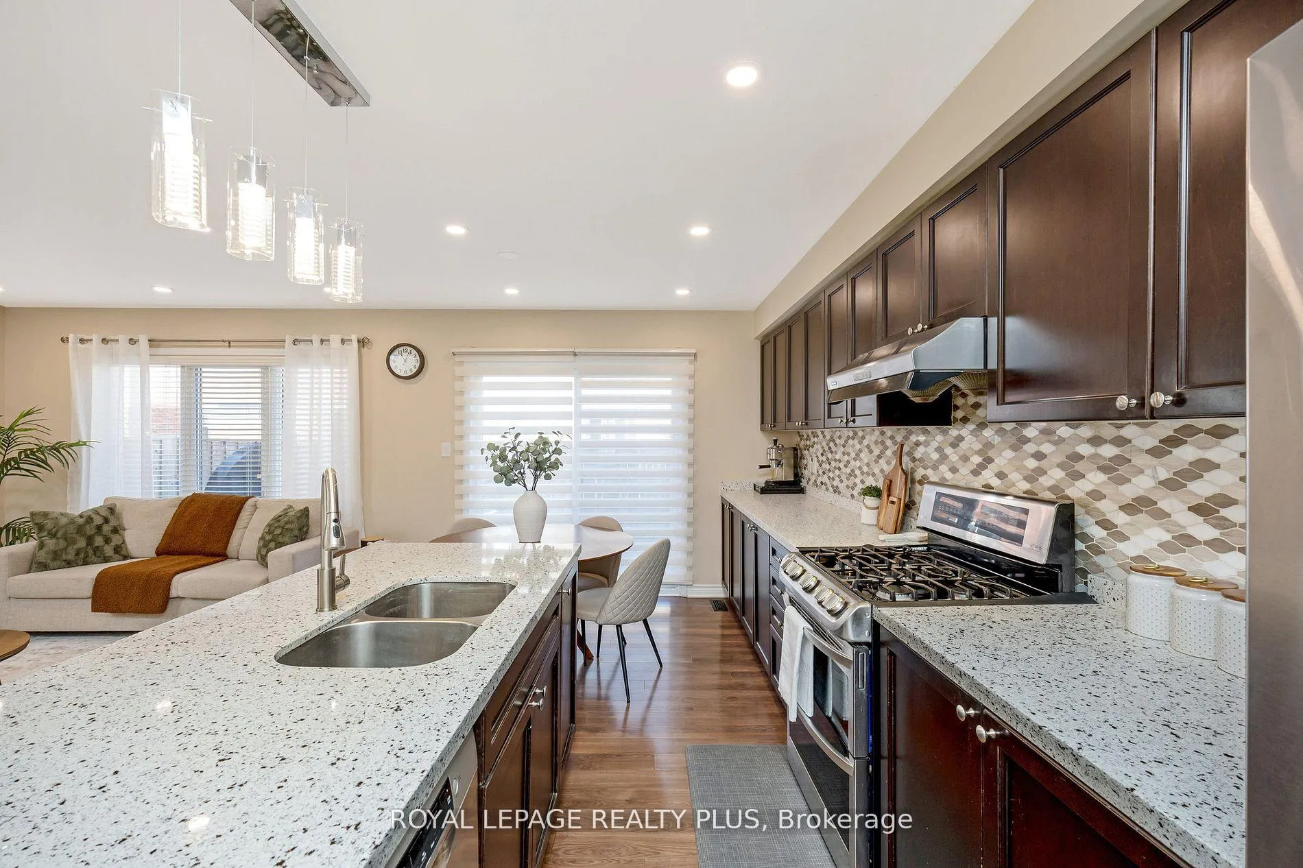 Photo 12 of 1542 Gainer Crescent, Milton, Clarke — HOMEH