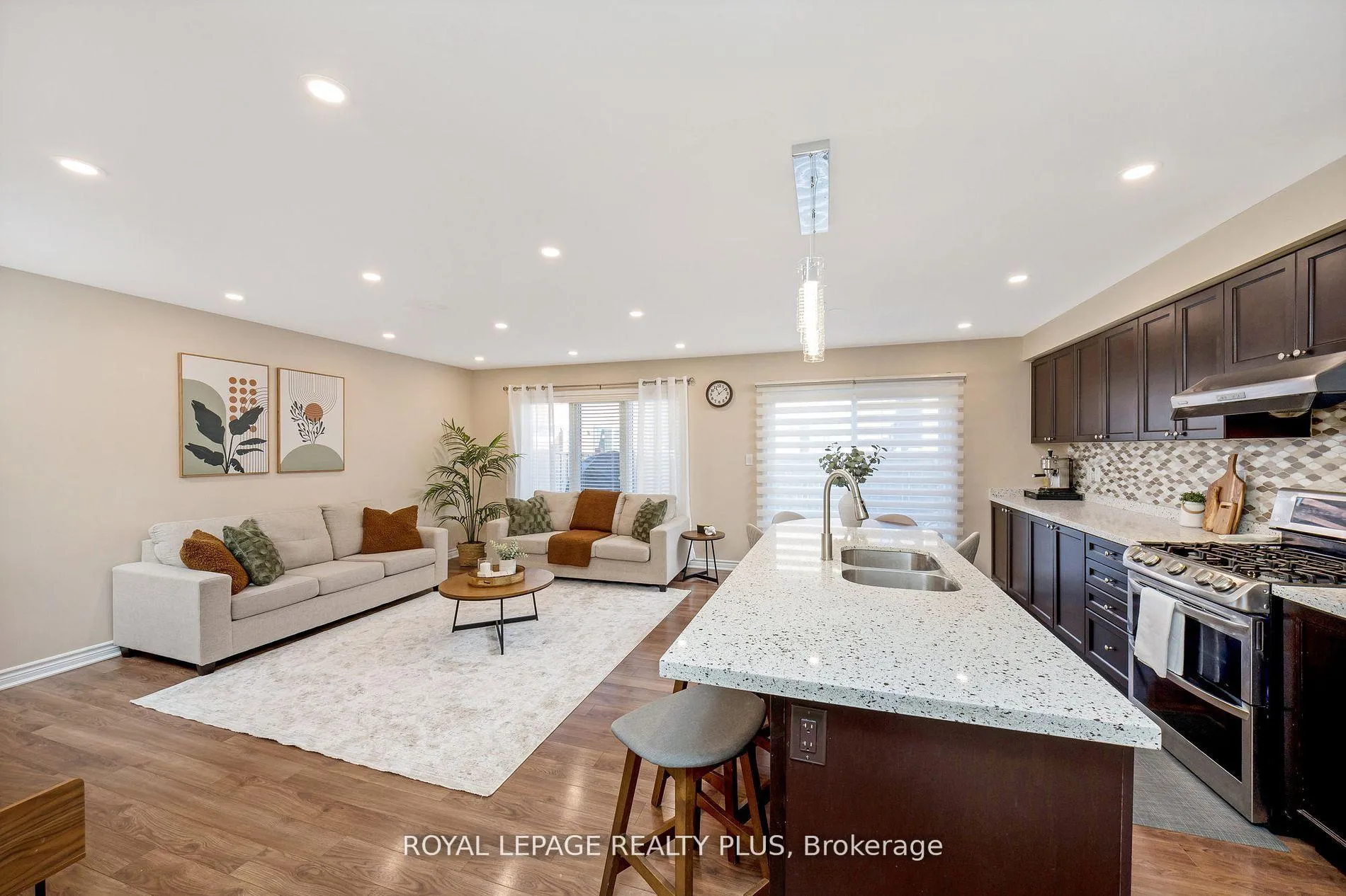 Photo 16 of 1542 Gainer Crescent, Milton, Clarke — HOMEH