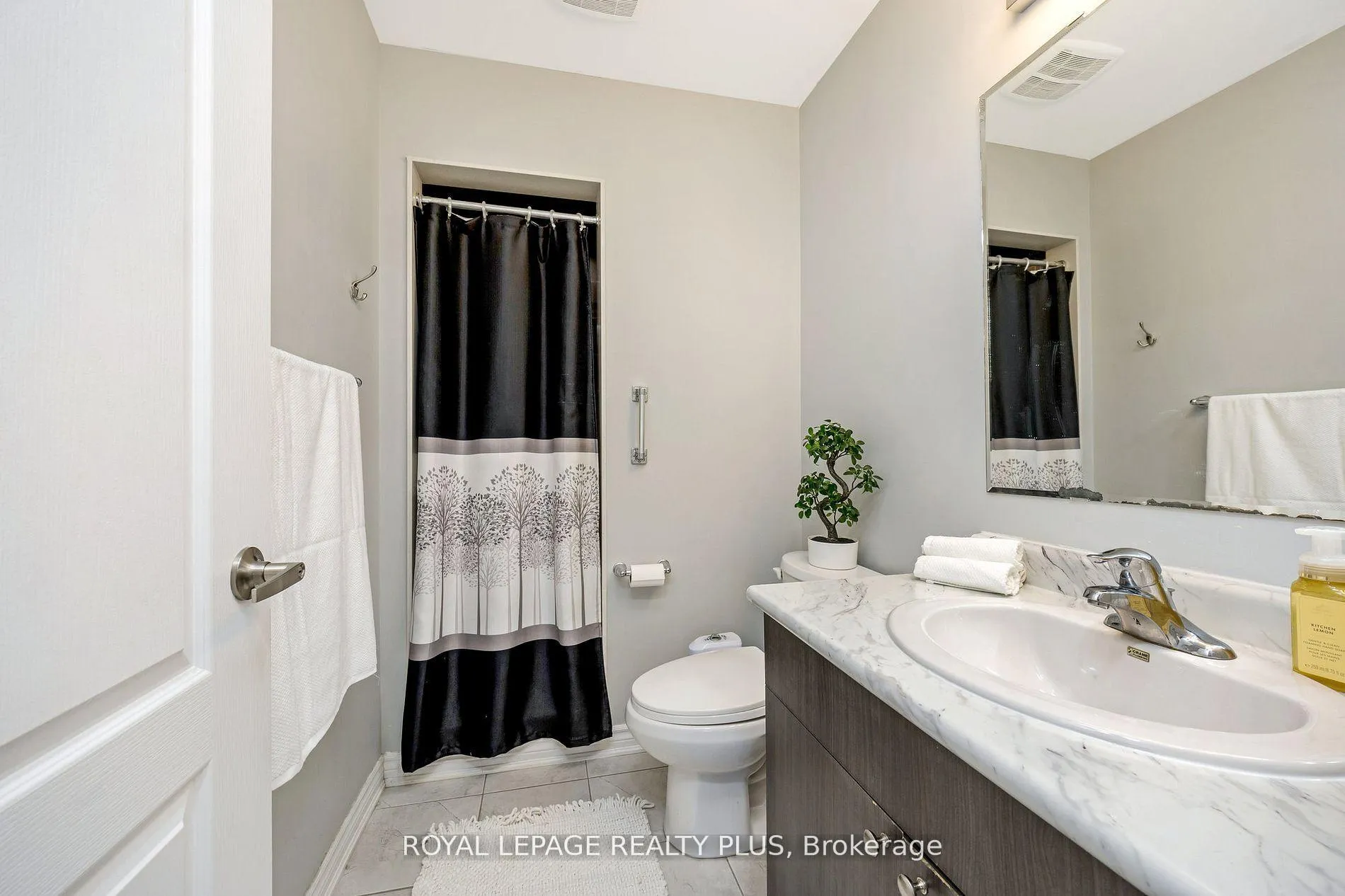 Photo 22 of 1542 Gainer Crescent, Milton, Clarke — HOMEH