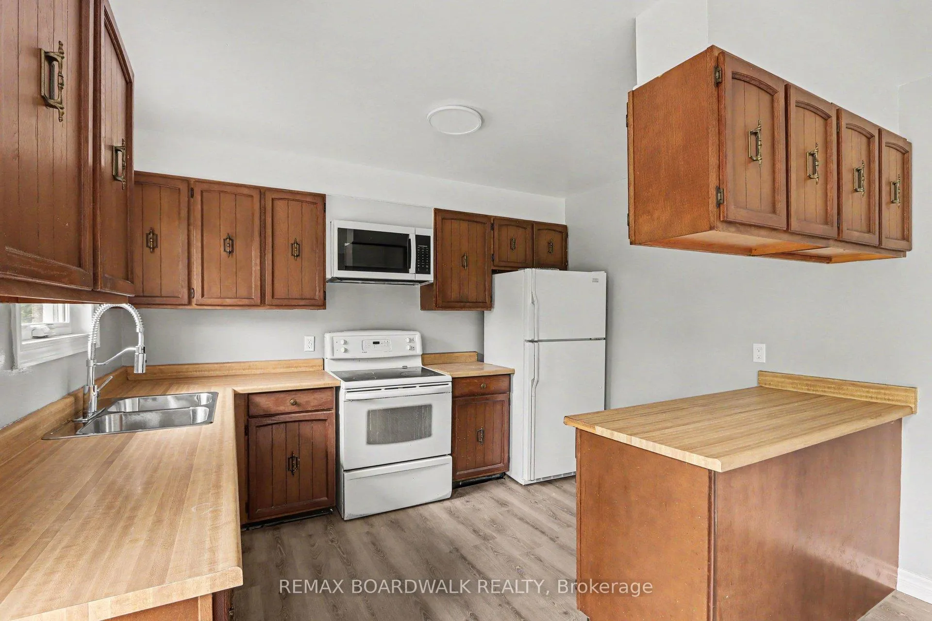 Photo 8 of 503 Brouseville Road, Edwardsburgh/Cardinal, Edwardsburgh/Cardinal Twp — HOMEH