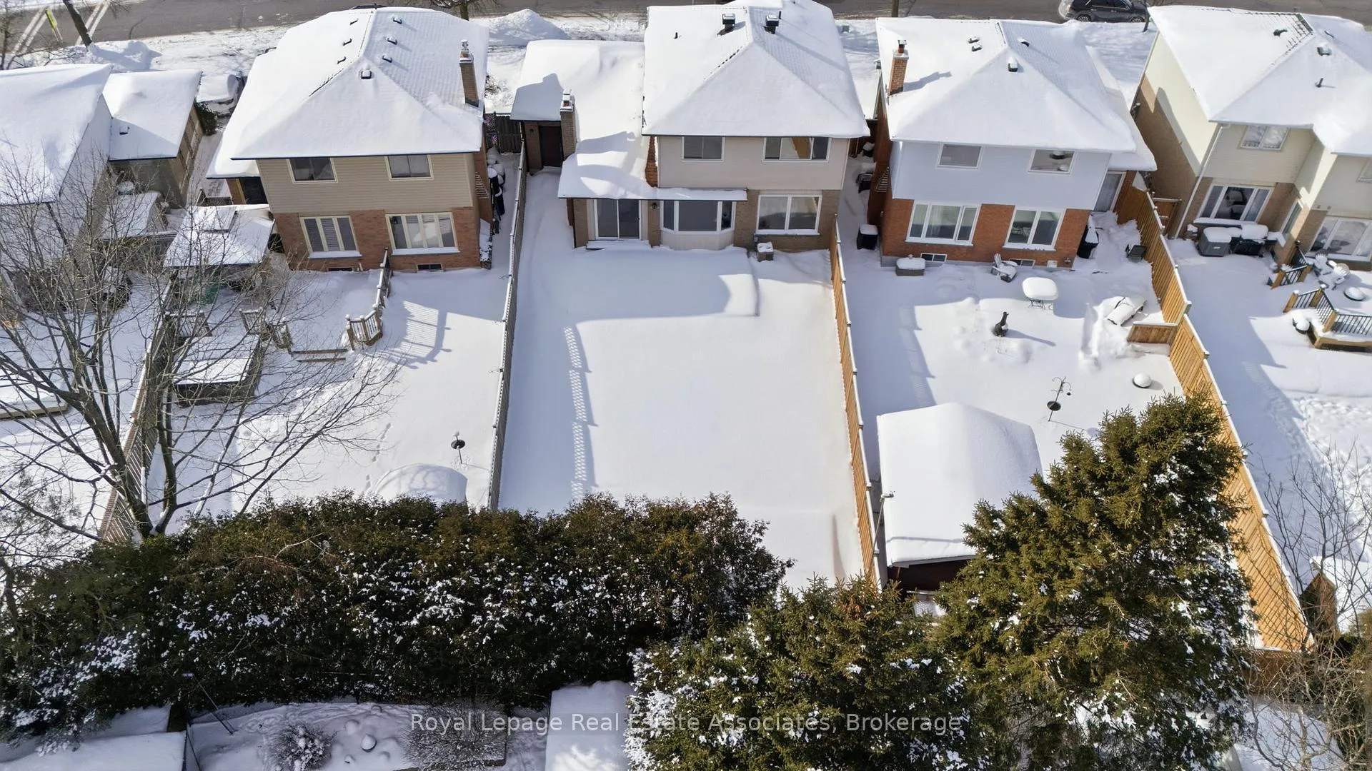 Photo 40 of 896 Roundelay Drive, Oshawa, McLaughlin — HOMEH