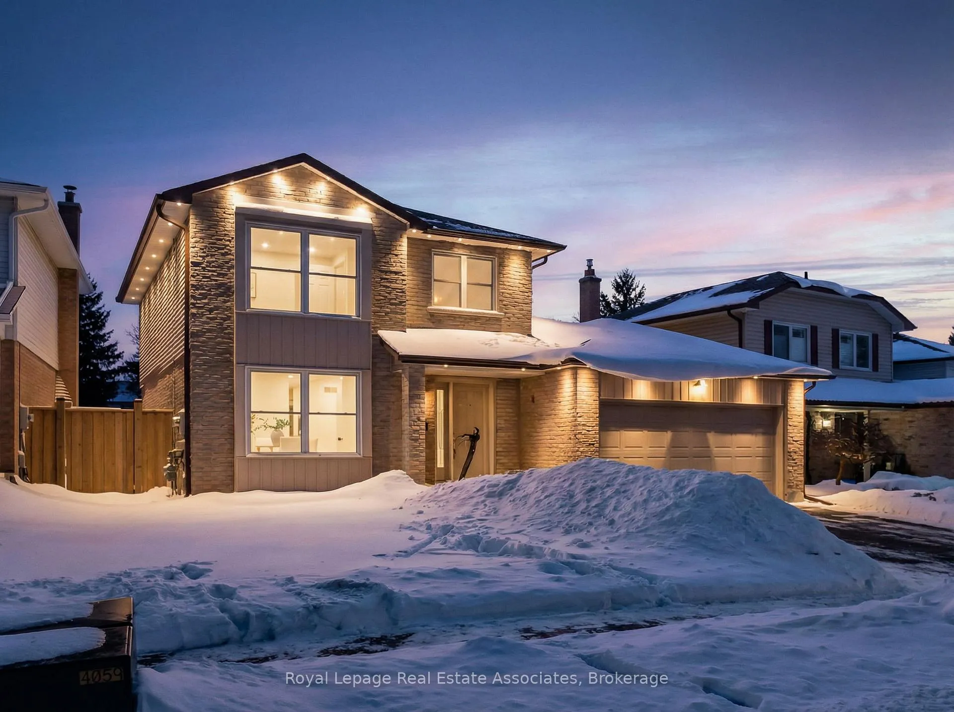 Photo 42 of 896 Roundelay Drive, Oshawa, McLaughlin — HOMEH