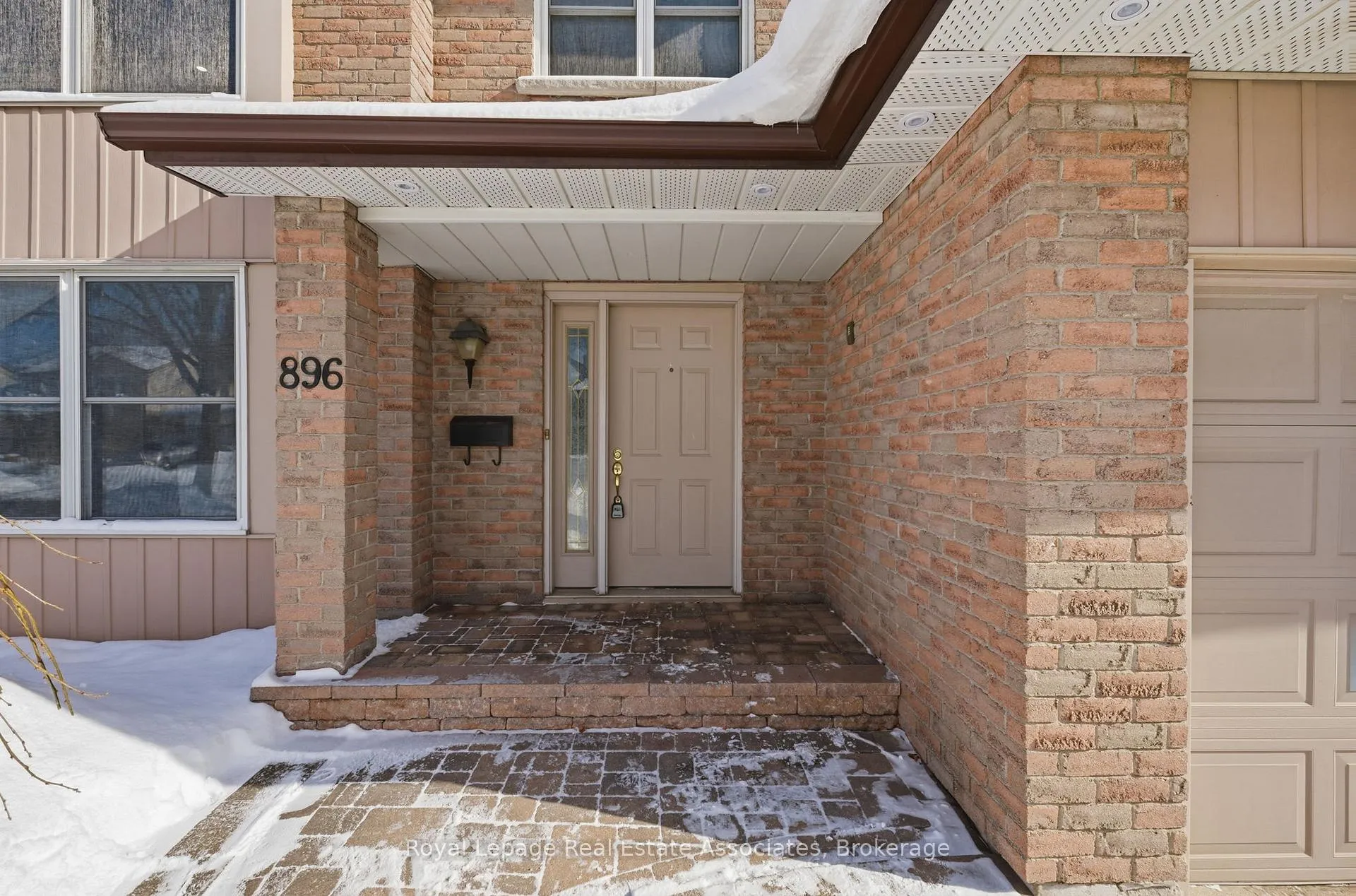Photo 43 of 896 Roundelay Drive, Oshawa, McLaughlin — HOMEH