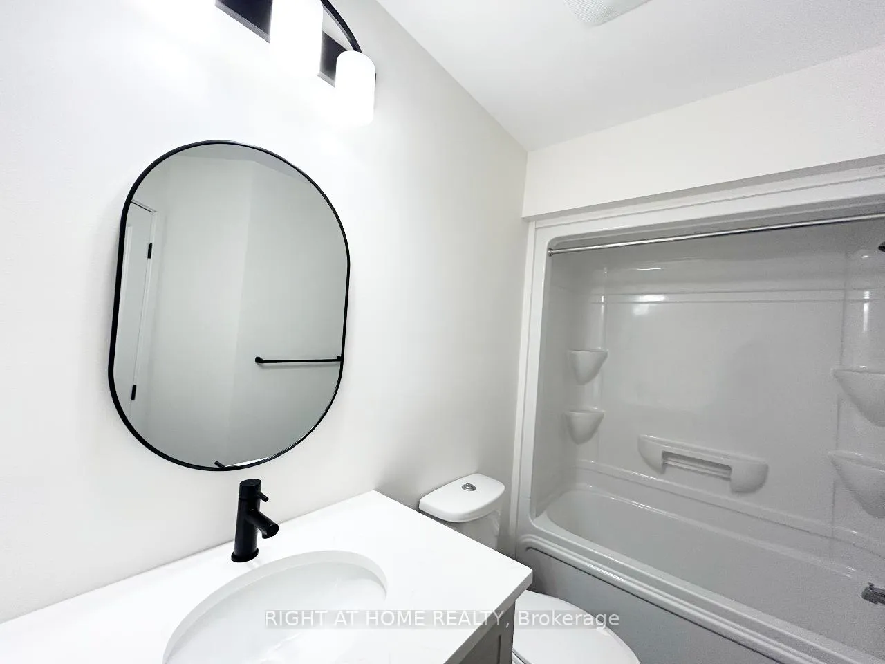 Photo 31 of 75 Whitcomb Crescent, Smiths Falls, Smiths Falls — HOMEH