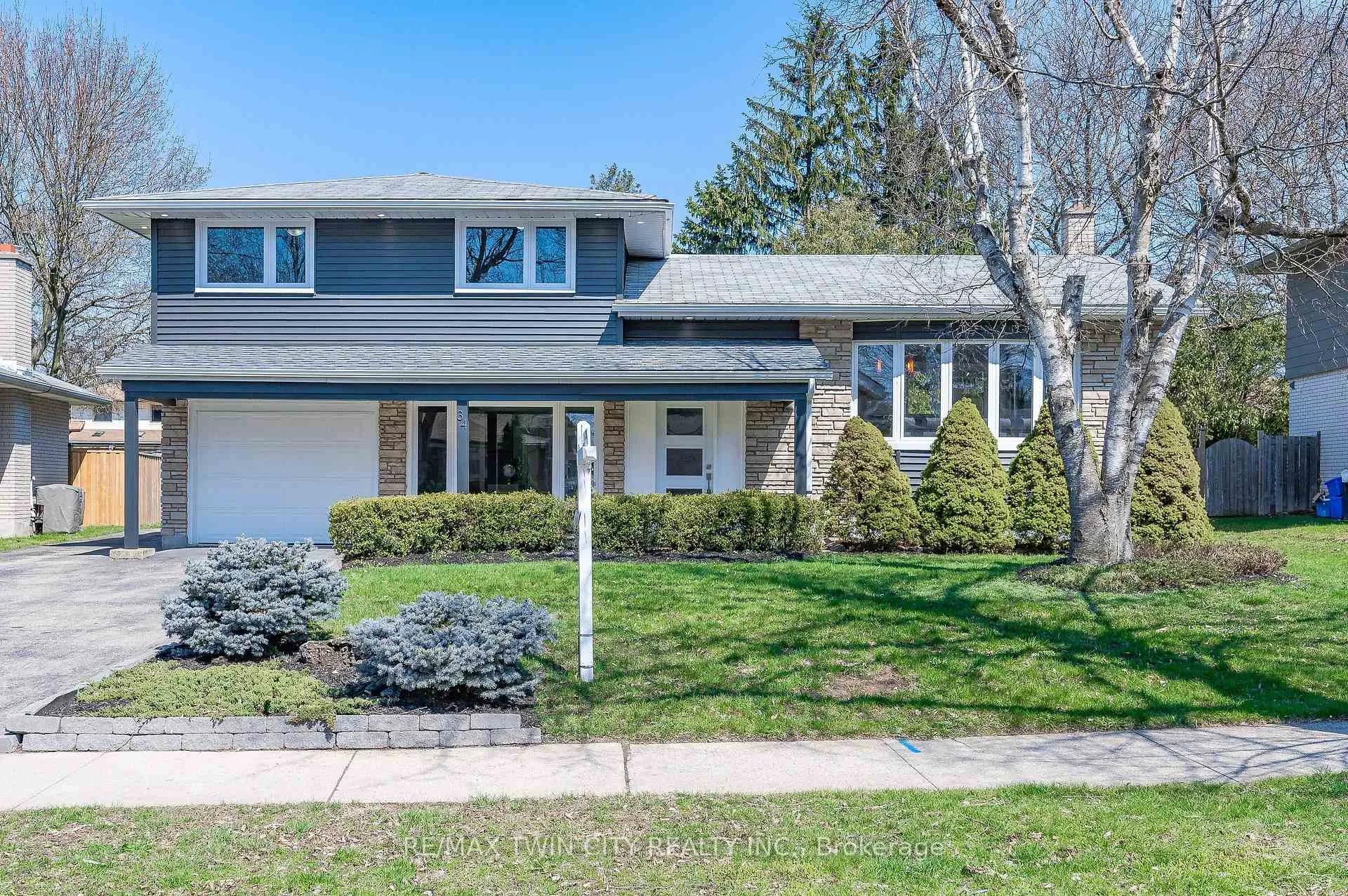 Photo 1 of 34 Bradley Drive, Kitchener, Stanley Park — HOMEH