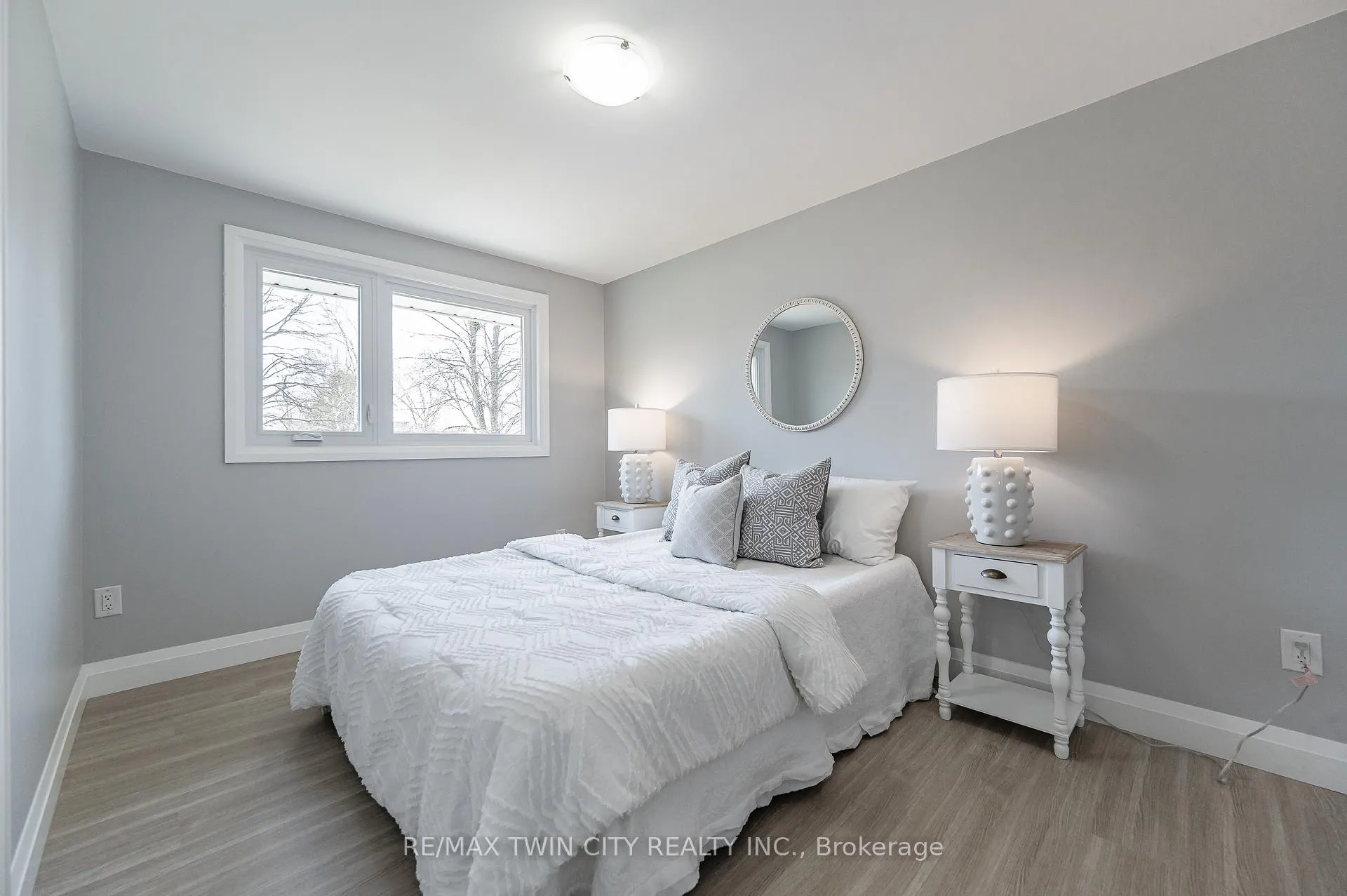 Photo 21 of 34 Bradley Drive, Kitchener, Stanley Park — HOMEH