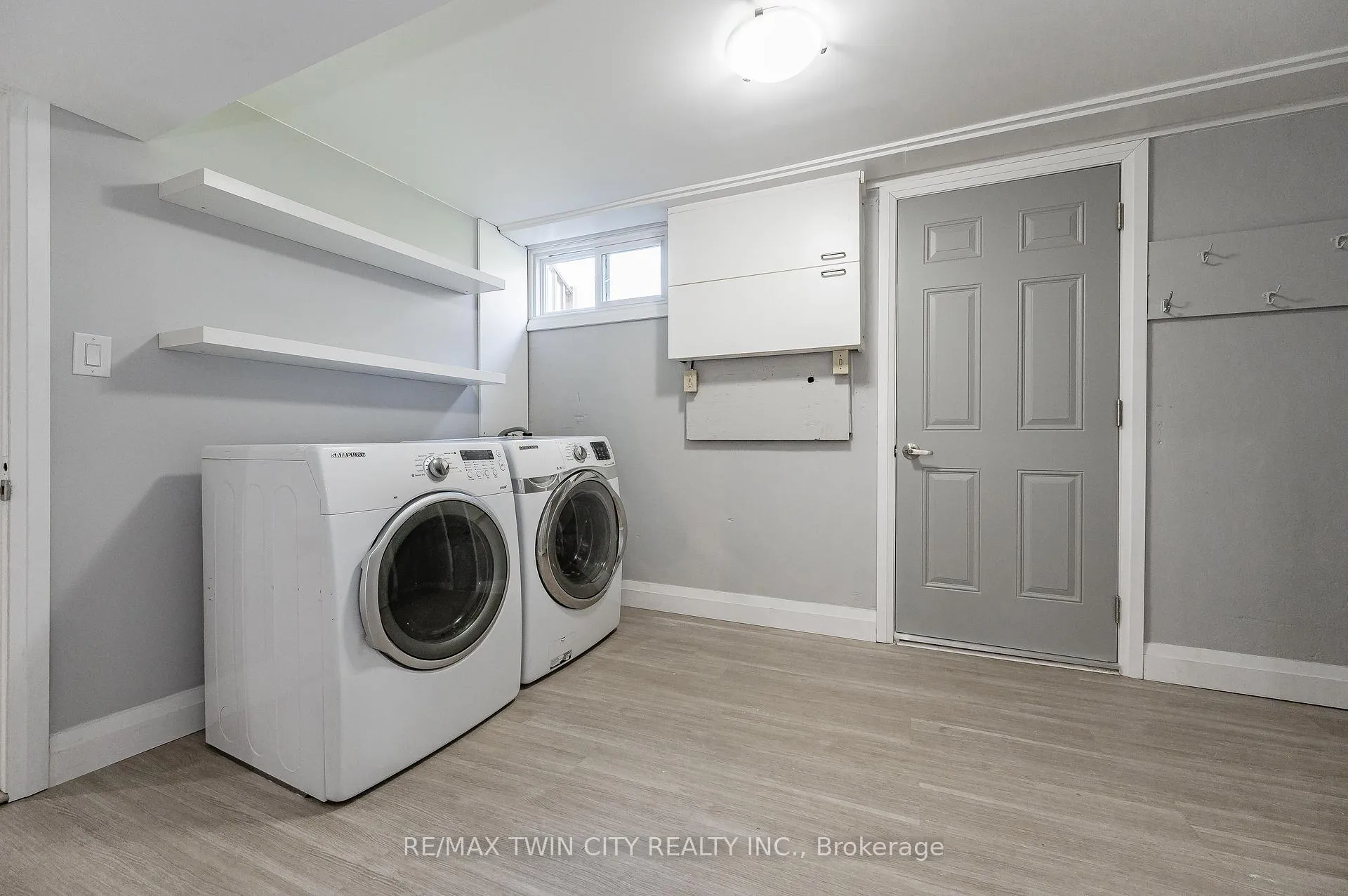Photo 26 of 34 Bradley Drive, Kitchener, Stanley Park — HOMEH