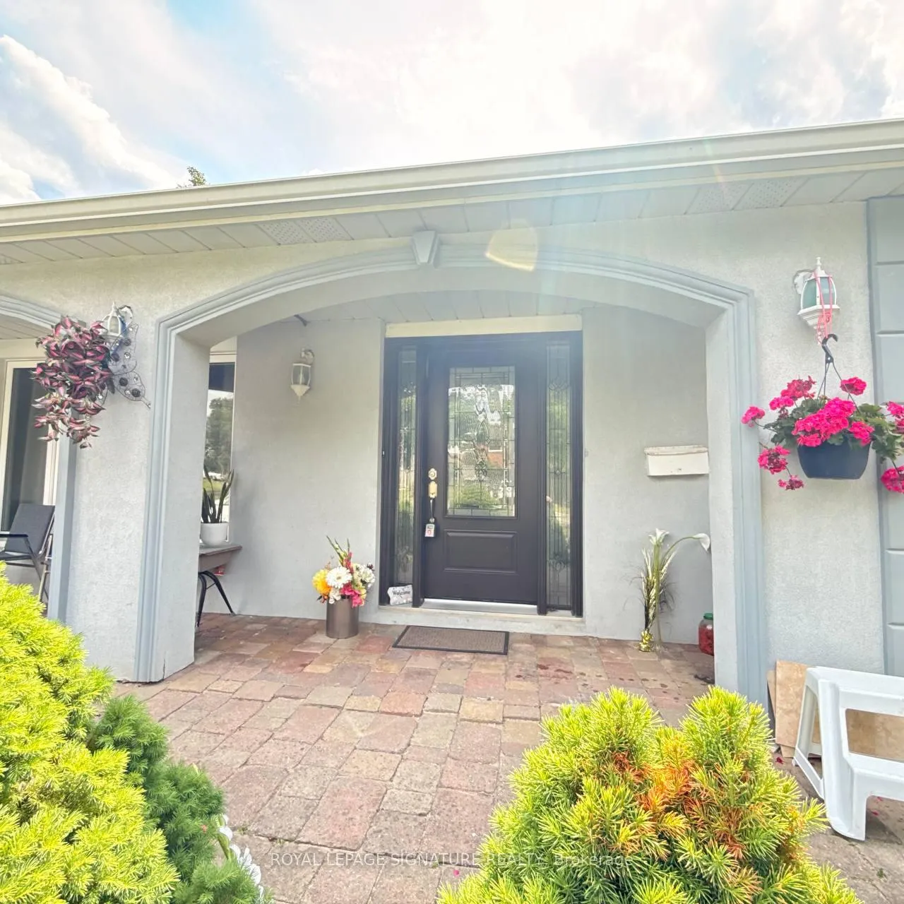Photo 4 of 117 Romfield Circuit, Markham, Royal Orchard — HOMEH