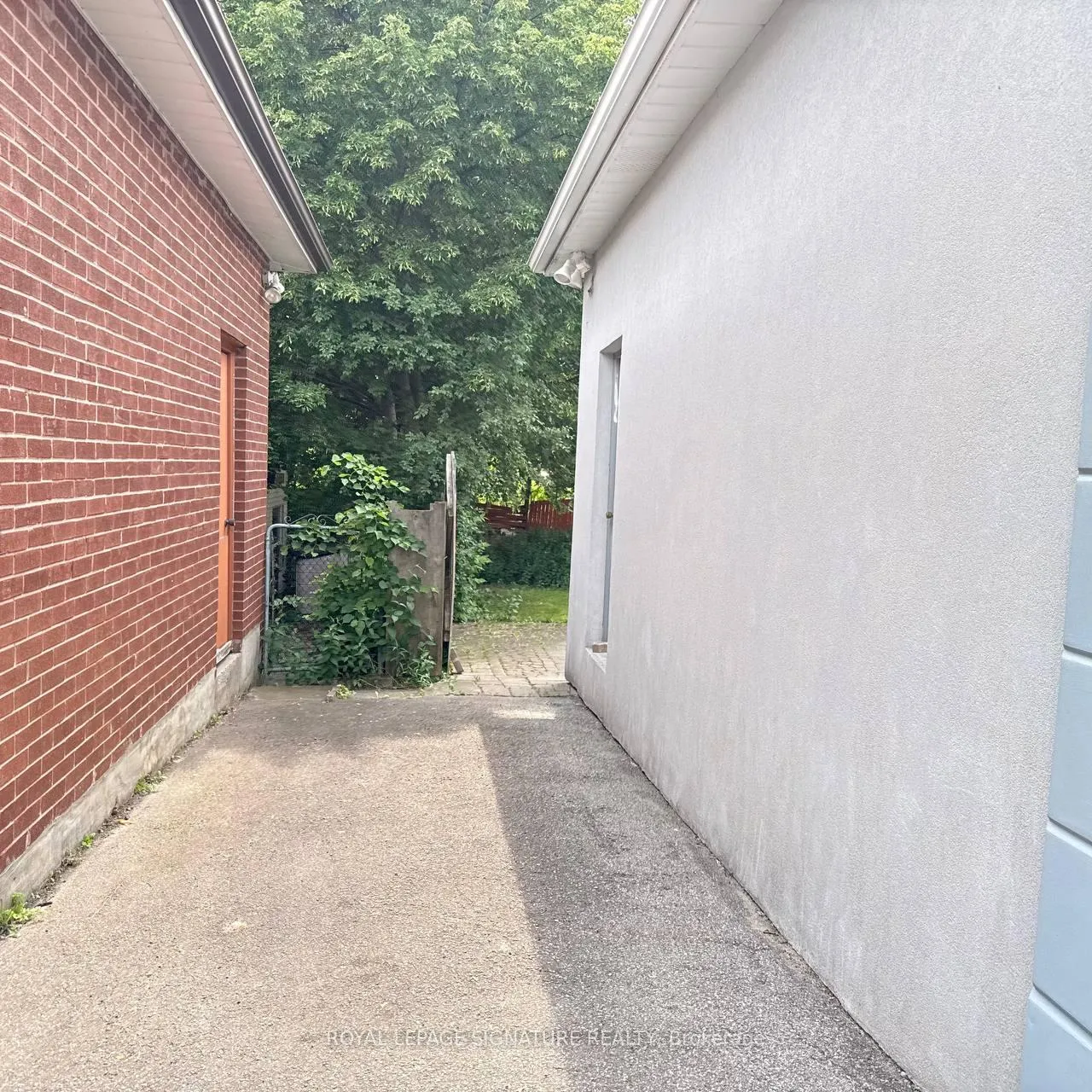 Photo 32 of 117 Romfield Circuit, Markham, Royal Orchard — HOMEH