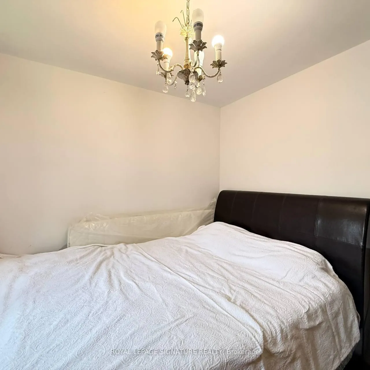Photo 21 of 117 Romfield Circuit, Markham, Royal Orchard — HOMEH