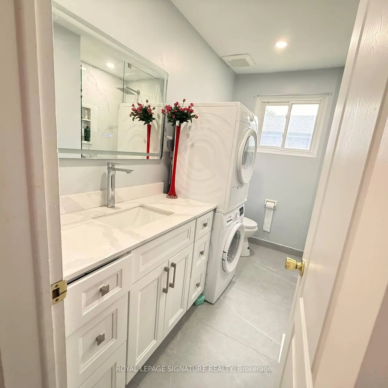Photo 23 of 117 Romfield Circuit, Markham, Royal Orchard — HOMEH