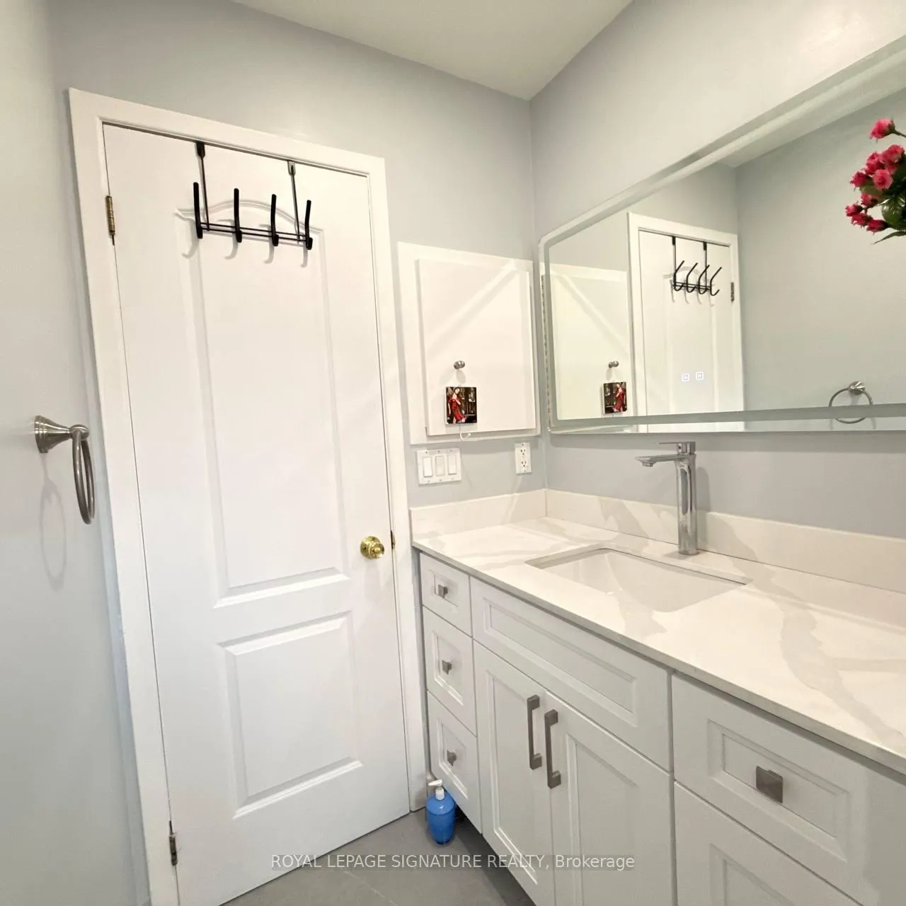 Photo 25 of 117 Romfield Circuit, Markham, Royal Orchard — HOMEH