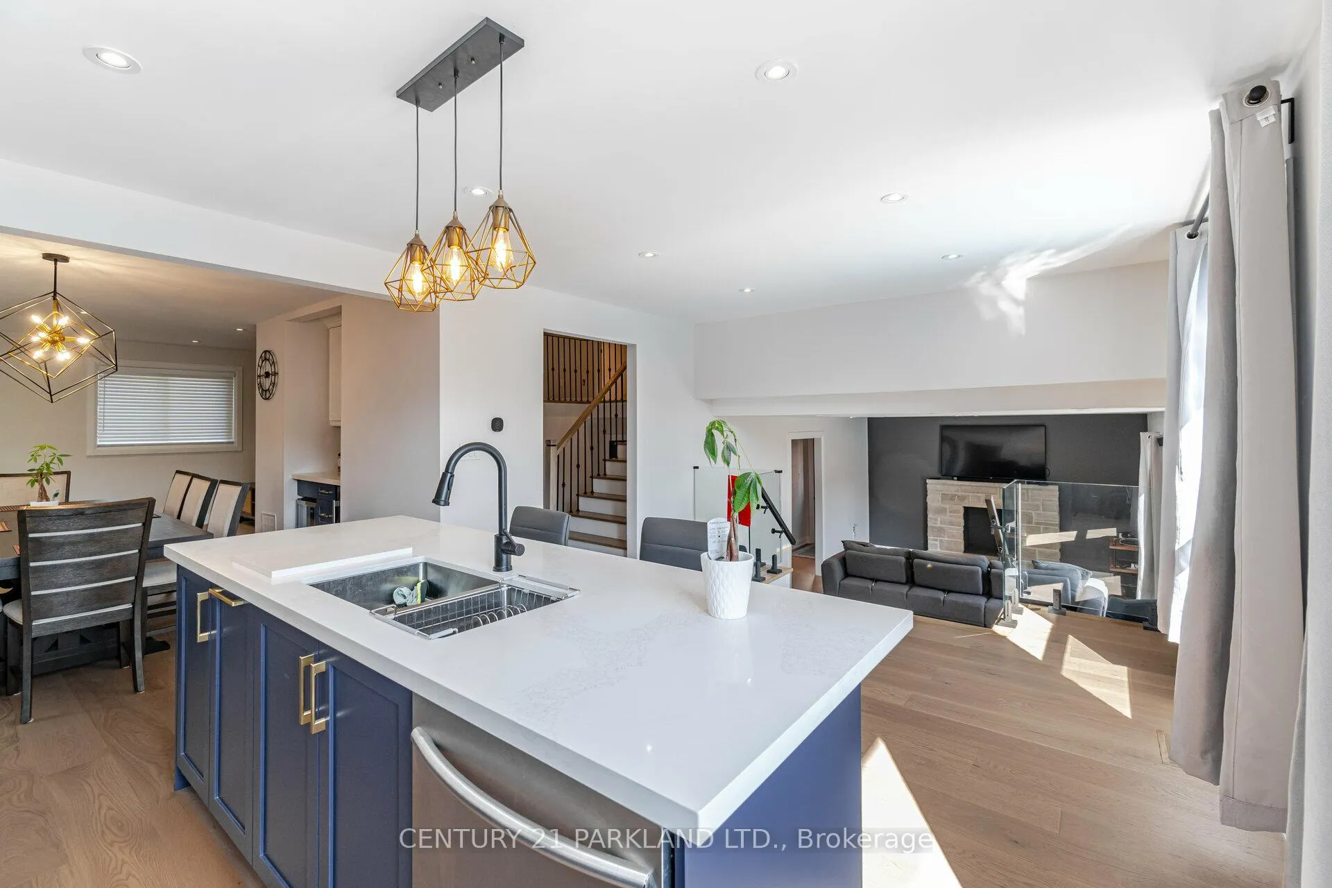 Photo 14 of 21 Heda Court, Whitby, Lynde Creek — HOMEH