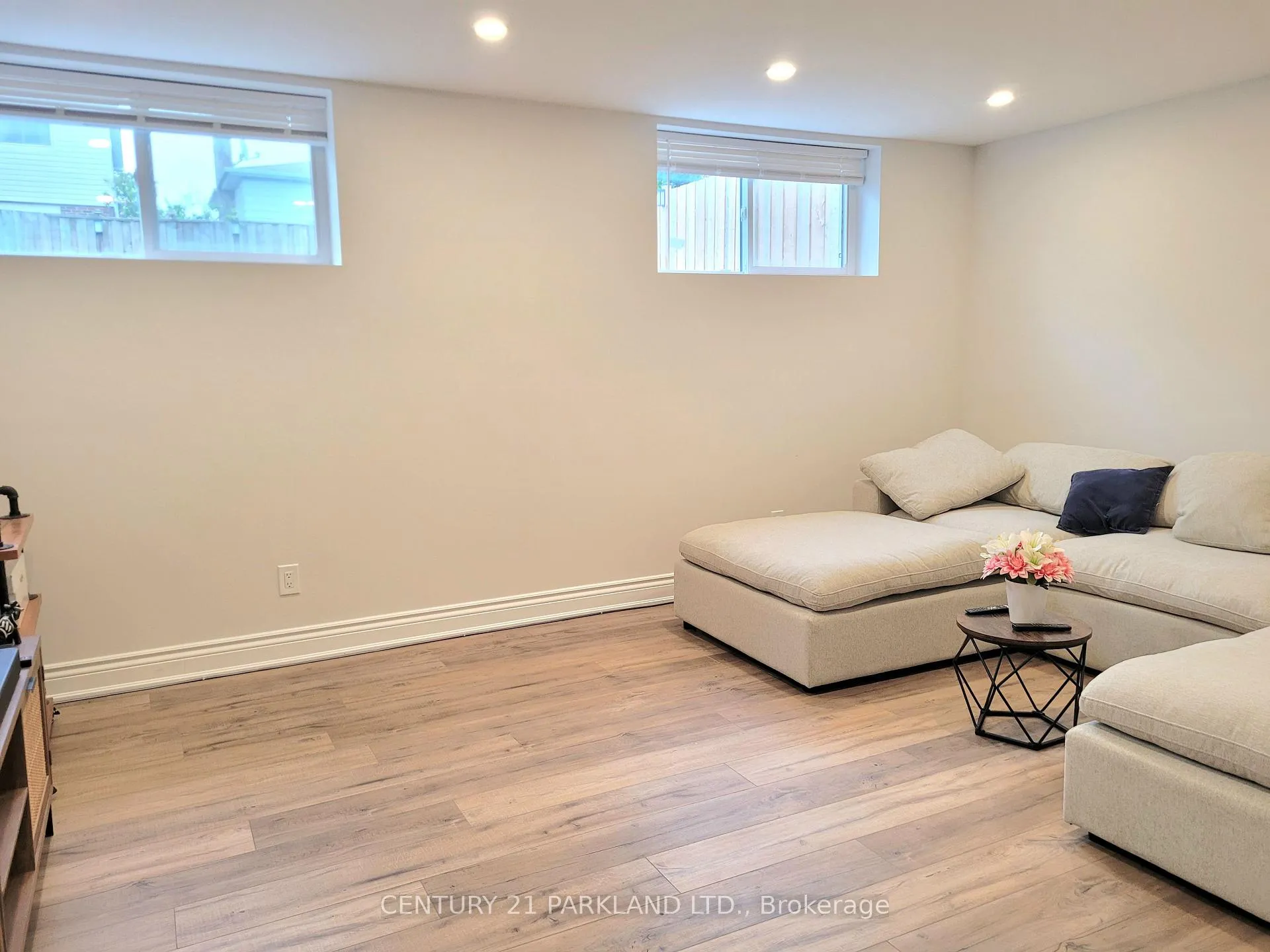 Photo 38 of 21 Heda Court, Whitby, Lynde Creek — HOMEH