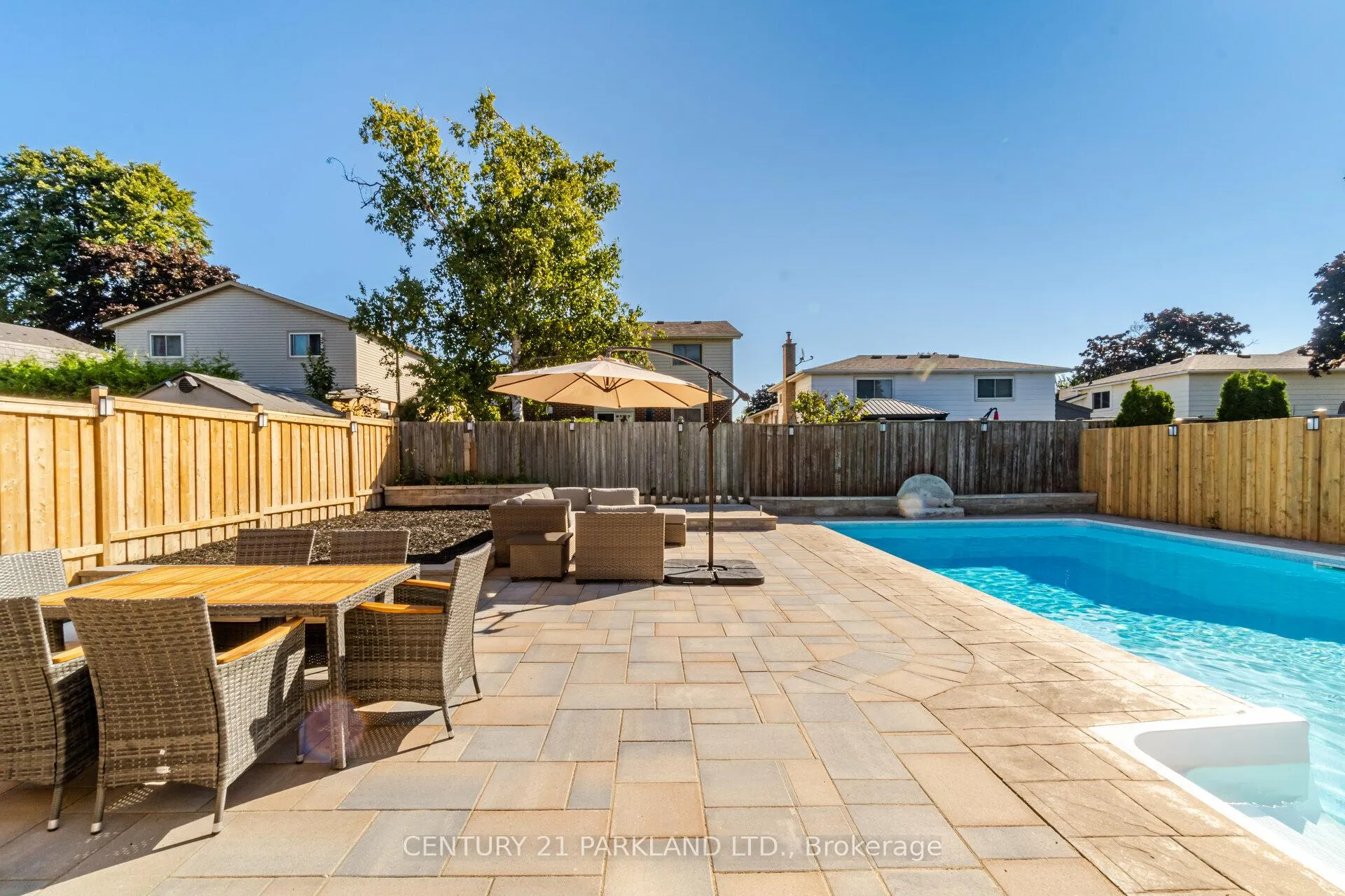Photo 46 of 21 Heda Court, Whitby, Lynde Creek — HOMEH