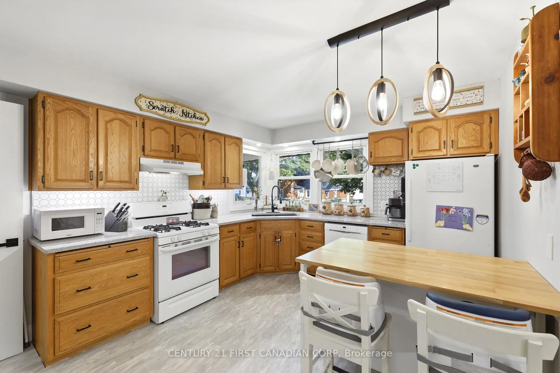 Photo 6 of 152 Ellen Street, Chatham-Kent, Blenheim — HOMEH