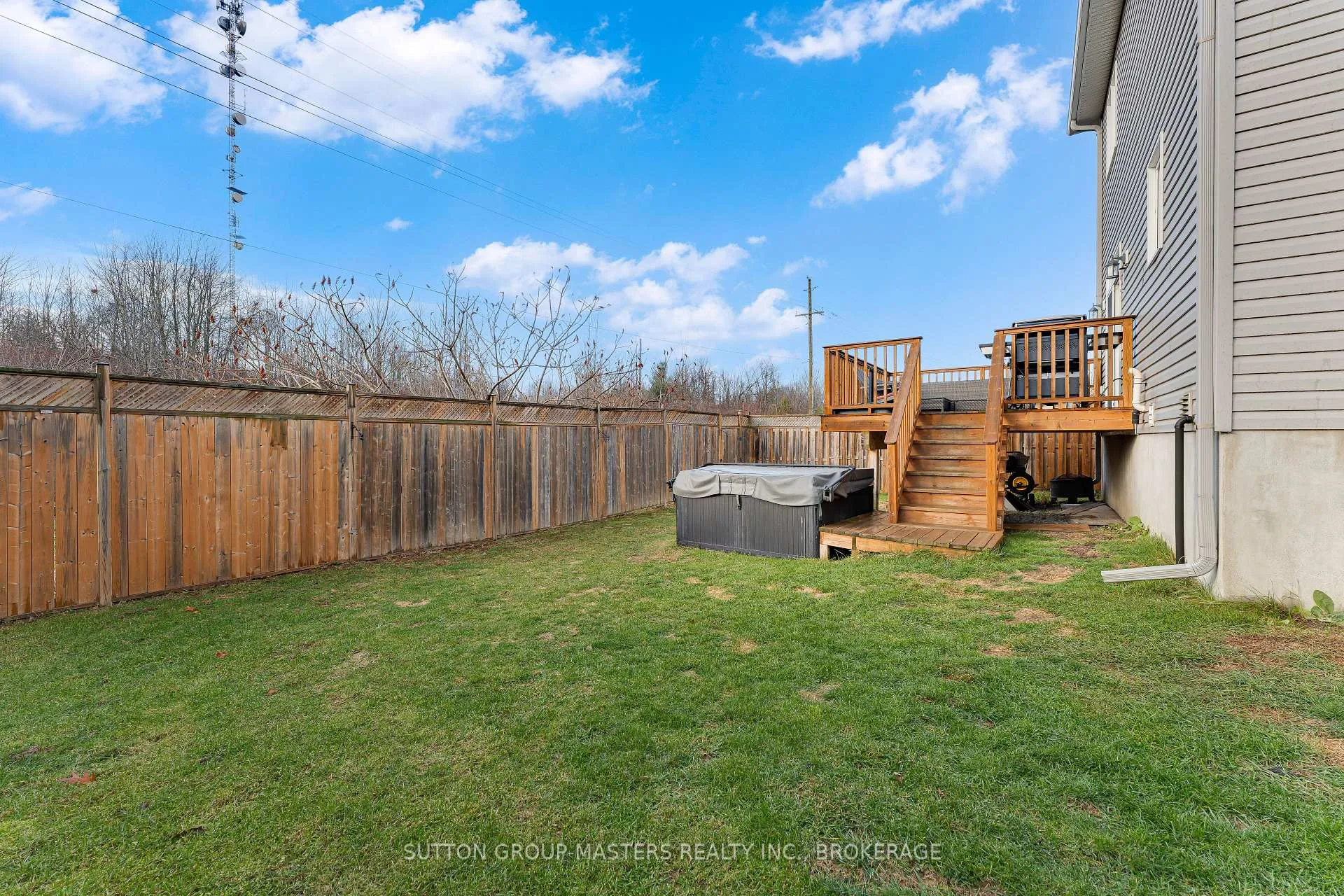 Photo 6 of 317 Nalon Road, Gananoque, Gananoque — HOMEH