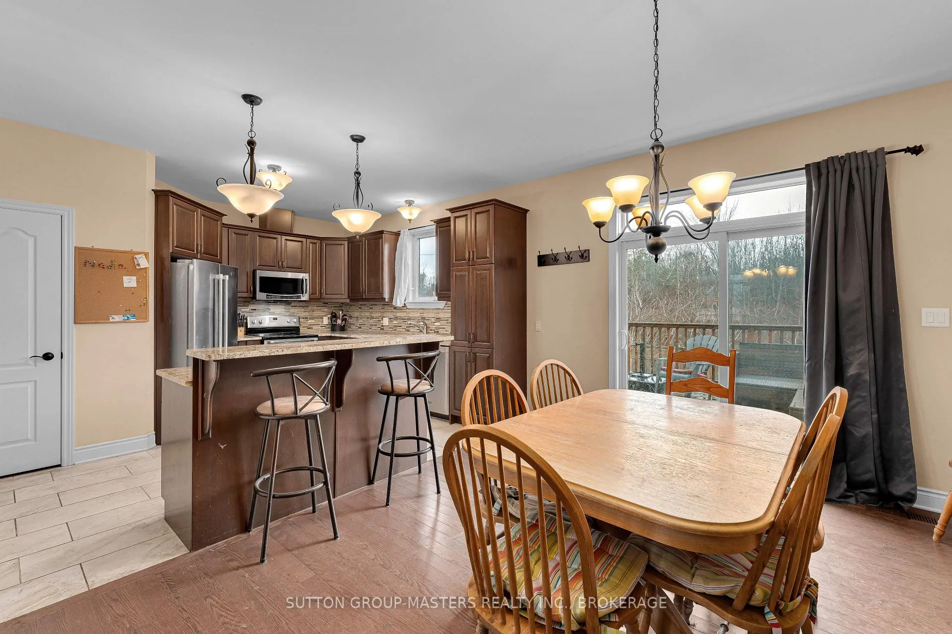 Photo 21 of 317 Nalon Road, Gananoque, Gananoque — HOMEH