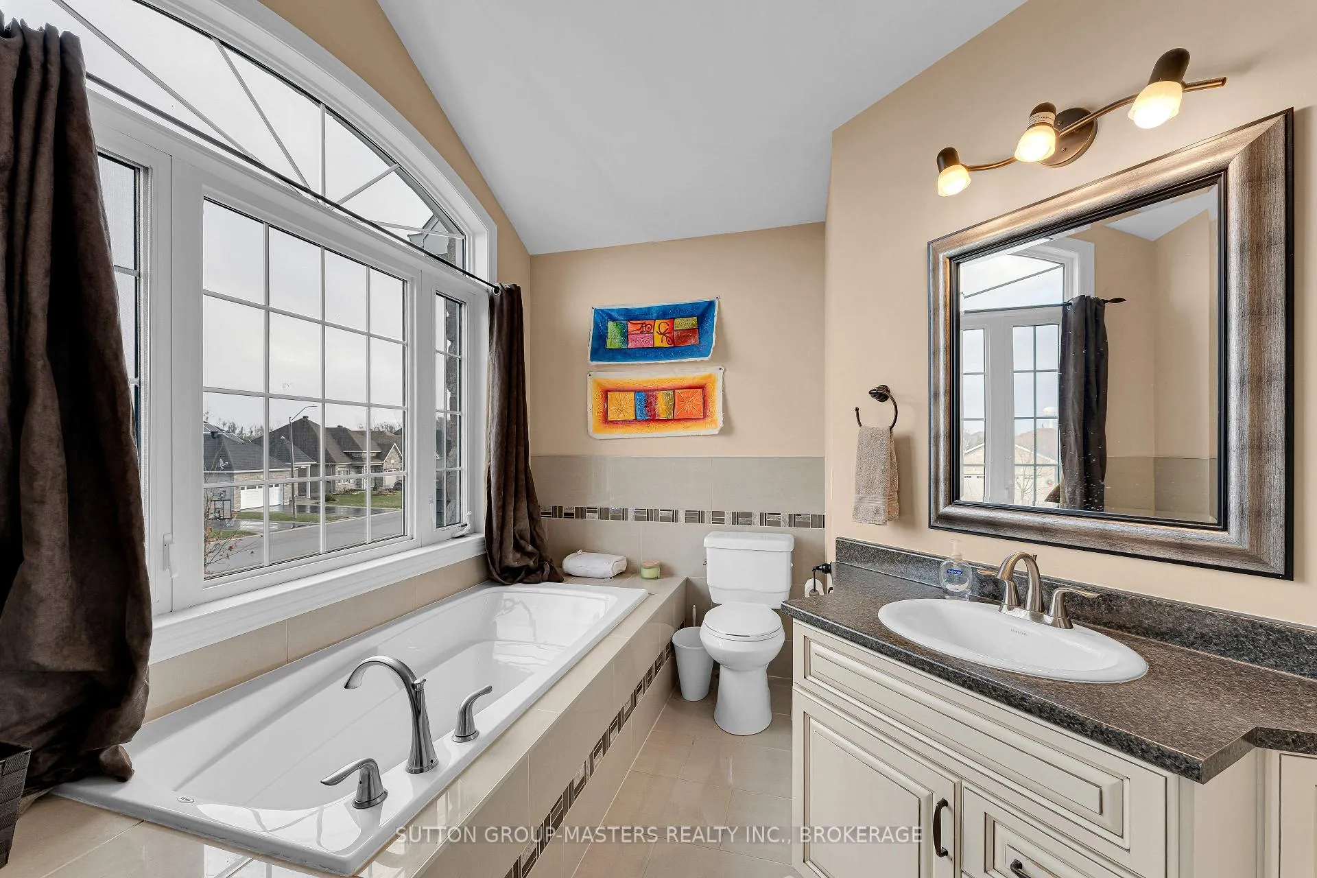 Photo 35 of 317 Nalon Road, Gananoque, Gananoque — HOMEH