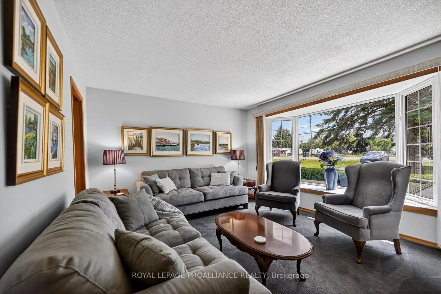 Photo 4 of 733 Stewart Boulevard, Brockville, Brockville — HOMEH