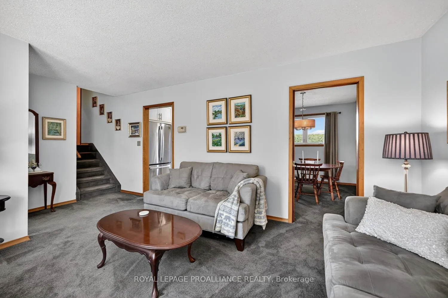 Photo 5 of 733 Stewart Boulevard, Brockville, Brockville — HOMEH