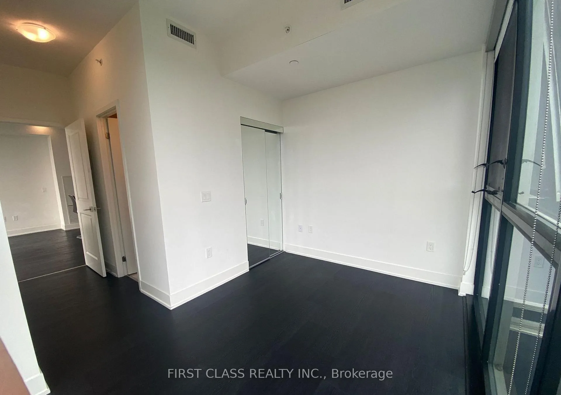 Photo 7 of Unit 1207, 2916 Highway 7 Road, Vaughan, Concord — HOMEH