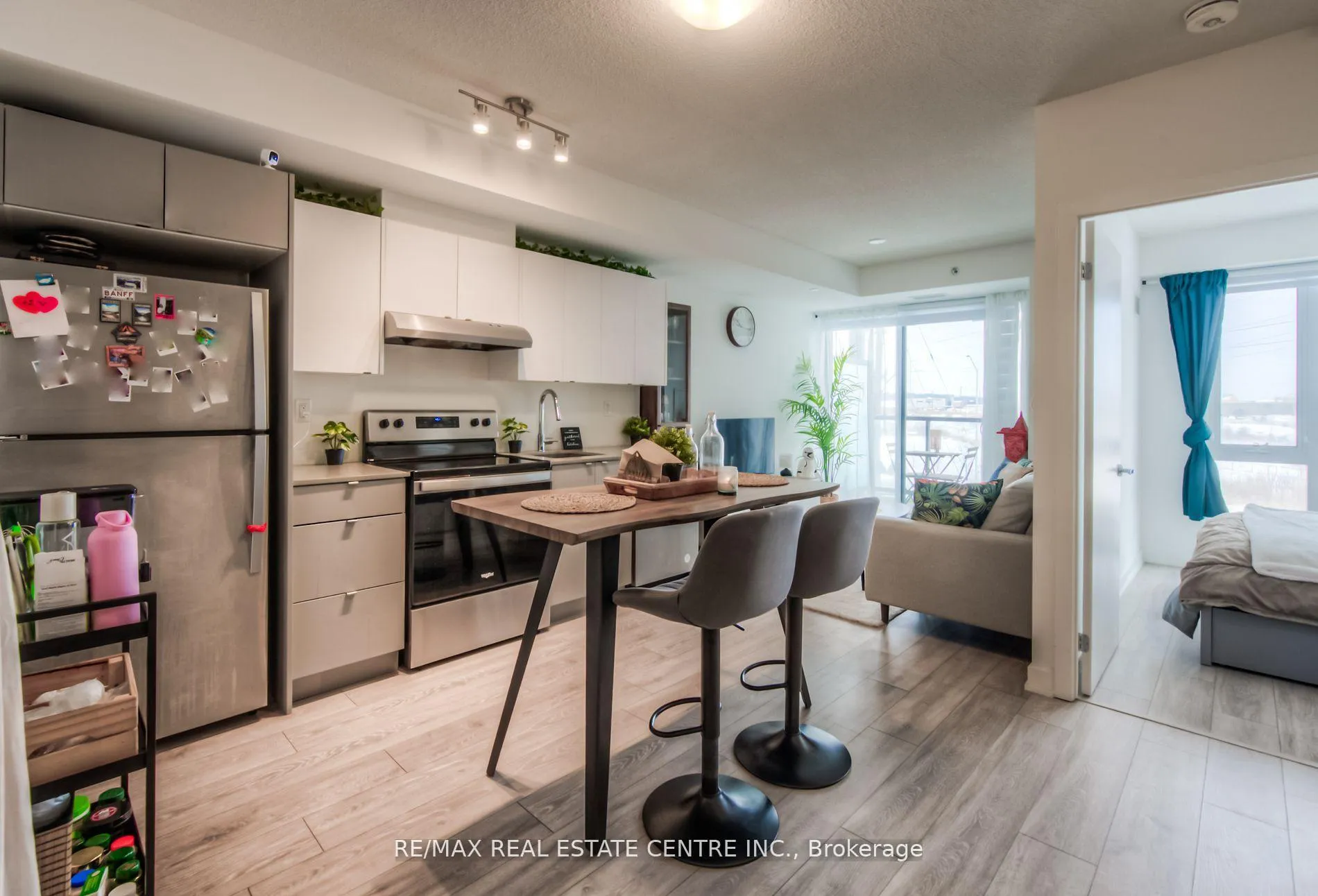 Photo 7 of Unit B310, 3200 Dakota Common Road, Burlington, Alton — HOMEH