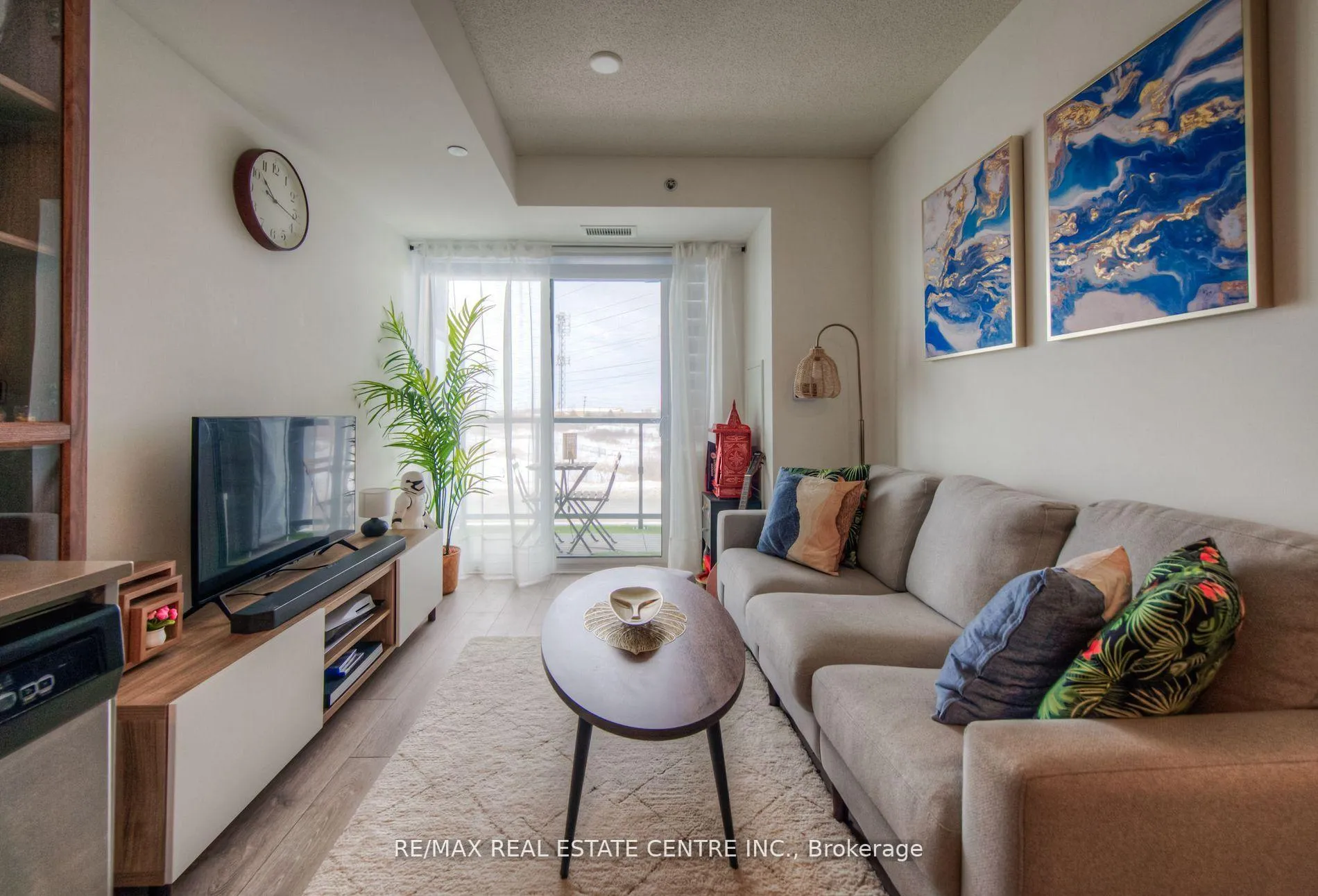 Photo 13 of Unit B310, 3200 Dakota Common Road, Burlington, Alton — HOMEH
