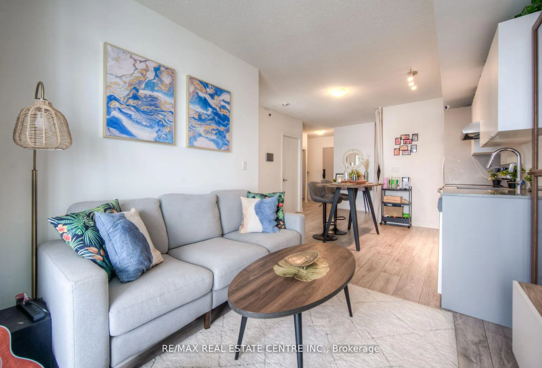 Photo 15 of Unit B310, 3200 Dakota Common Road, Burlington, Alton — HOMEH
