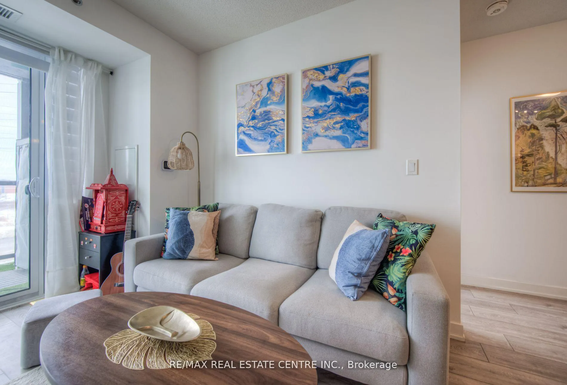 Photo 16 of Unit B310, 3200 Dakota Common Road, Burlington, Alton — HOMEH