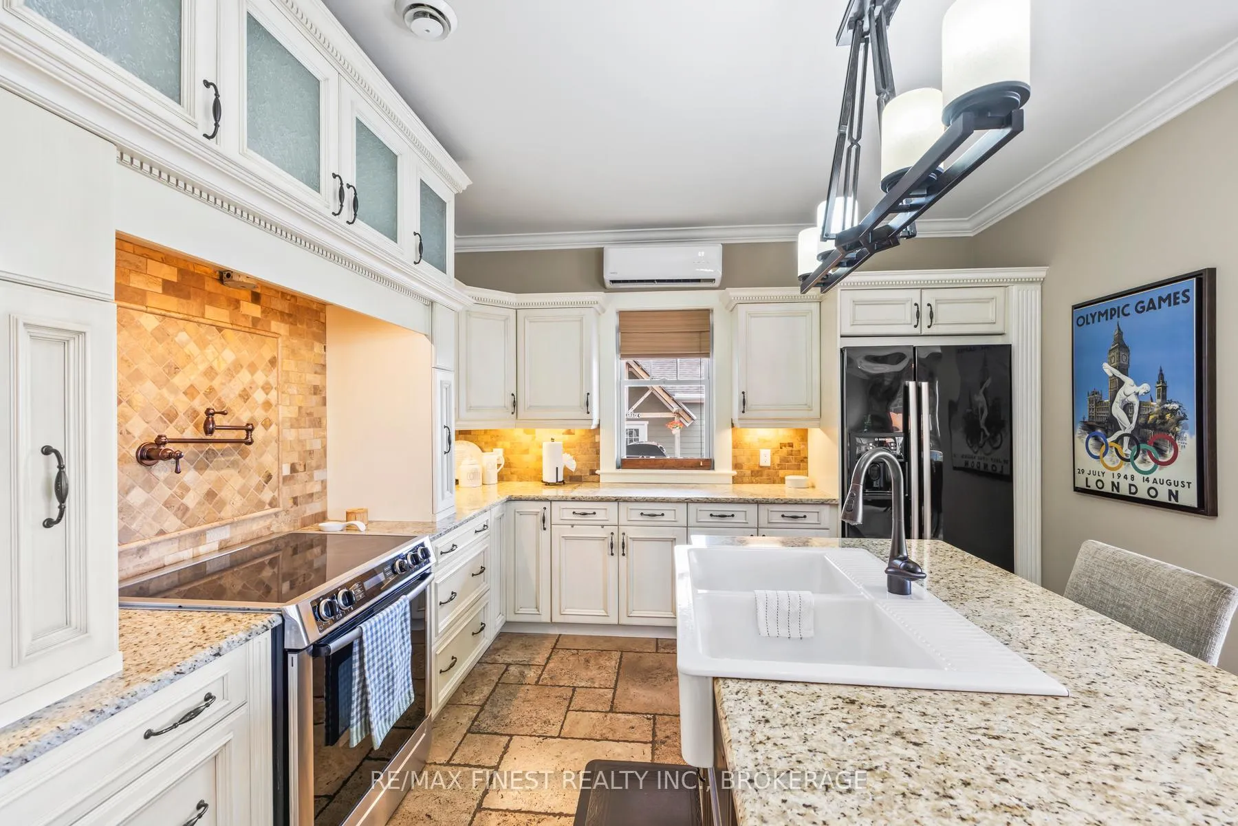 Photo 33 of 1247 Millhaven Road, Loyalist, Lennox and Addington - South — HOMEH