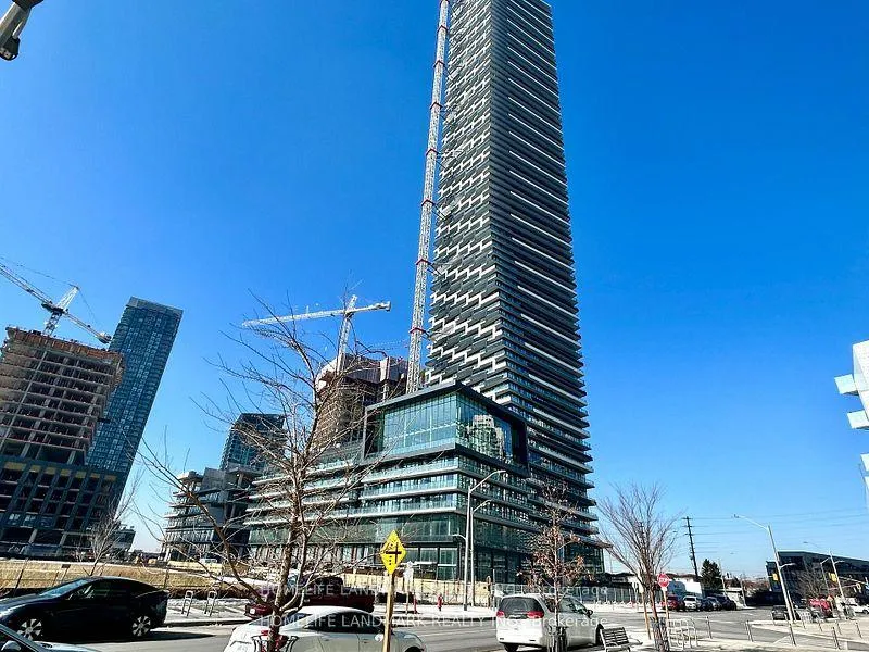 Front of Unit 4507, 448 Burnhamthorpe Road W
