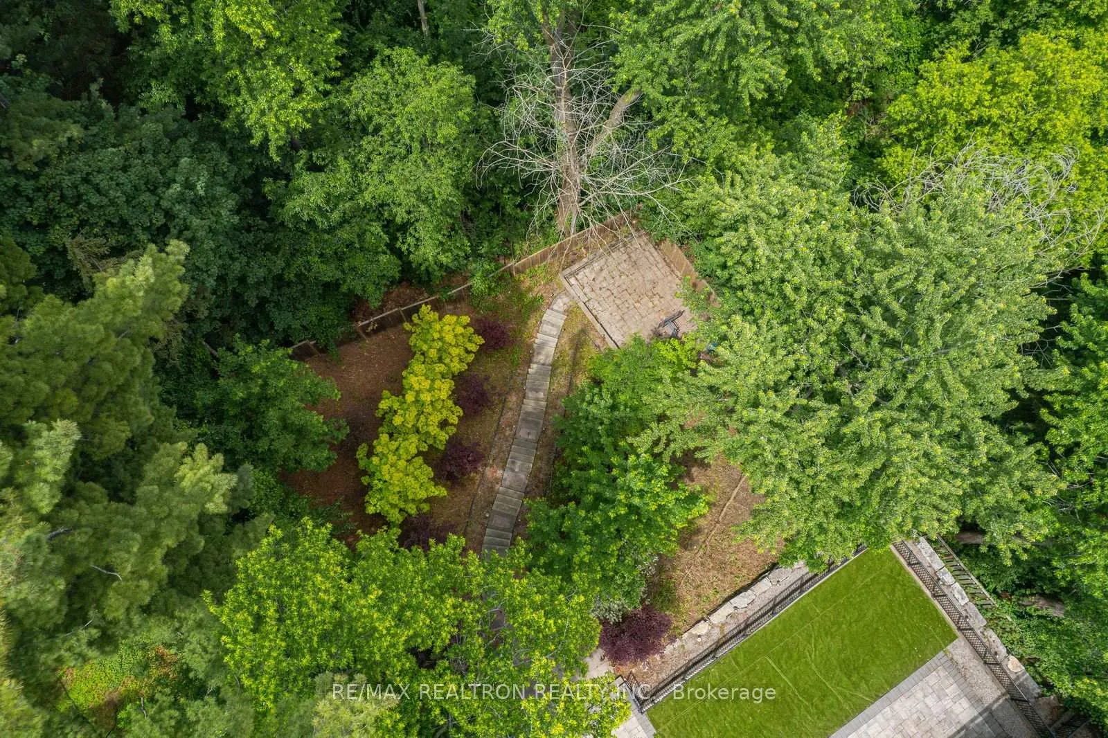 Photo 5 of 92 Proctor Avenue, Markham, Grandview — HOMEH