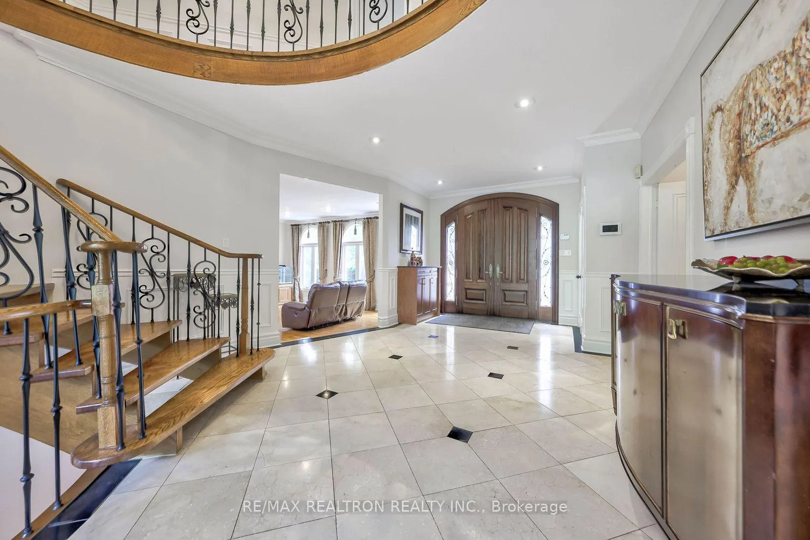 Photo 11 of 92 Proctor Avenue, Markham, Grandview — HOMEH