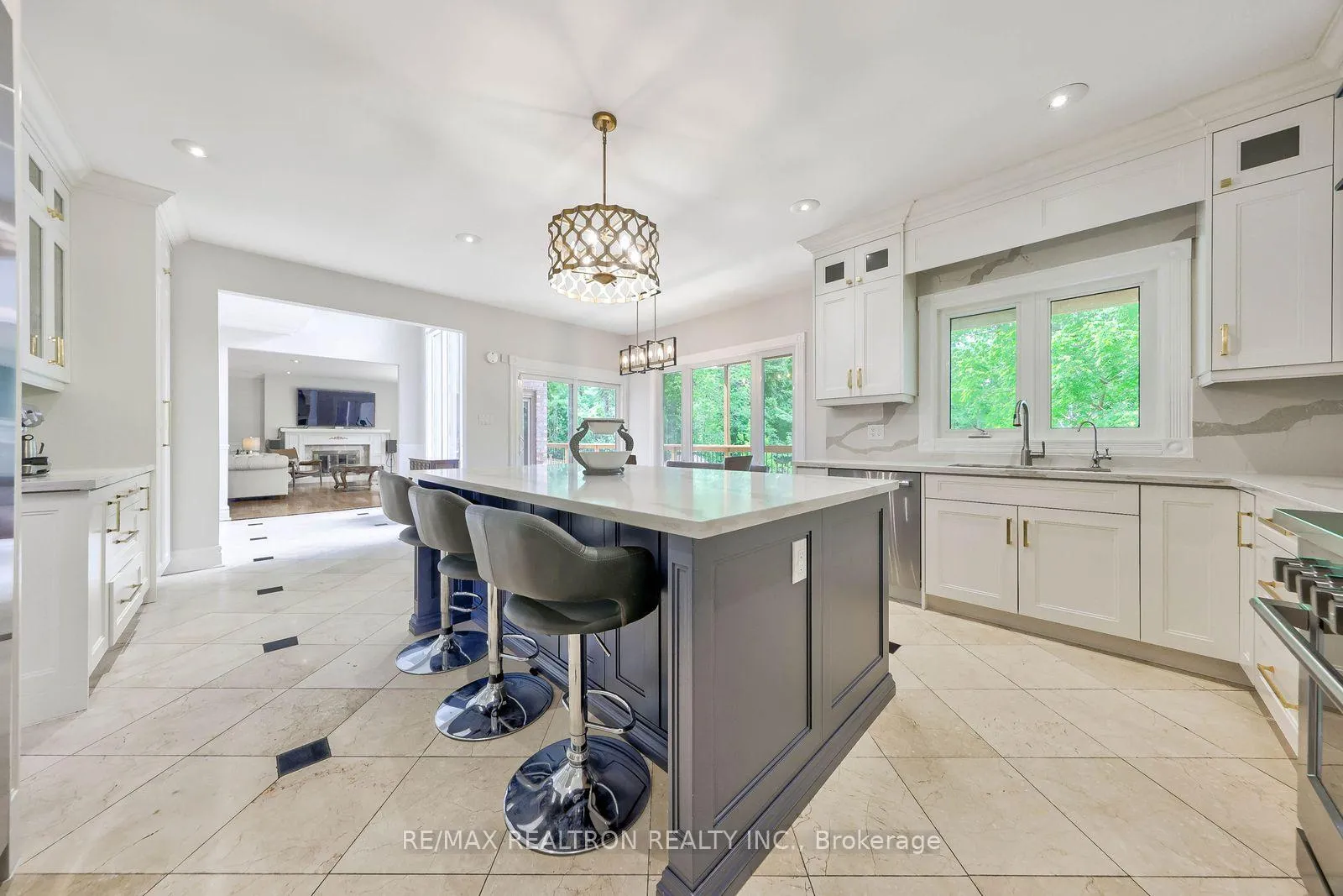Photo 21 of 92 Proctor Avenue, Markham, Grandview — HOMEH