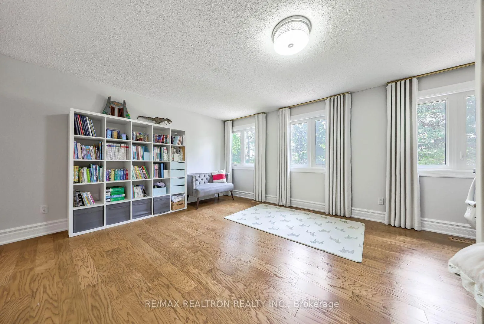 Photo 34 of 92 Proctor Avenue, Markham, Grandview — HOMEH