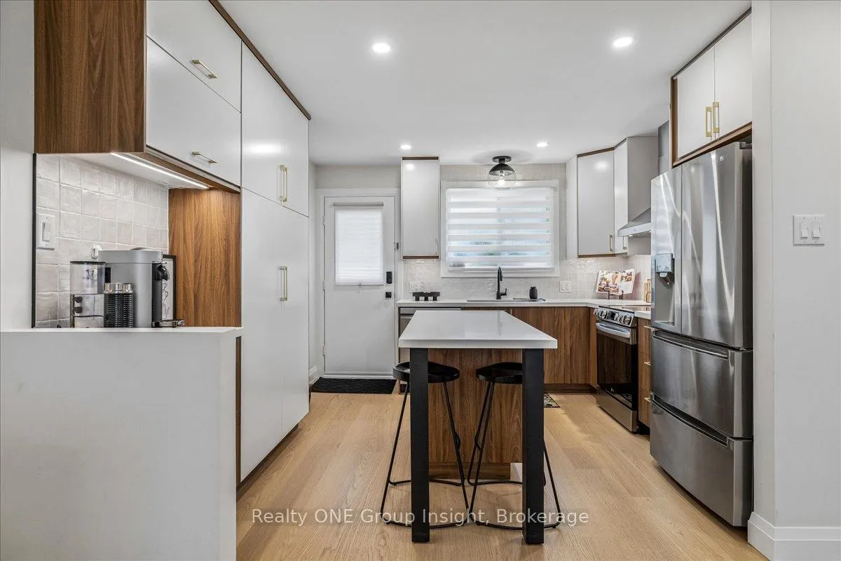 Photo 15 of 13 Salina Place, Hamilton, Stoney Creek — HOMEH