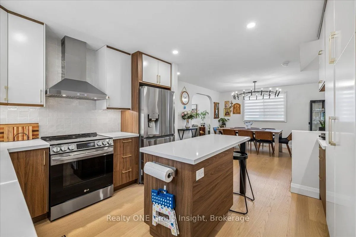 Photo 18 of 13 Salina Place, Hamilton, Stoney Creek — HOMEH