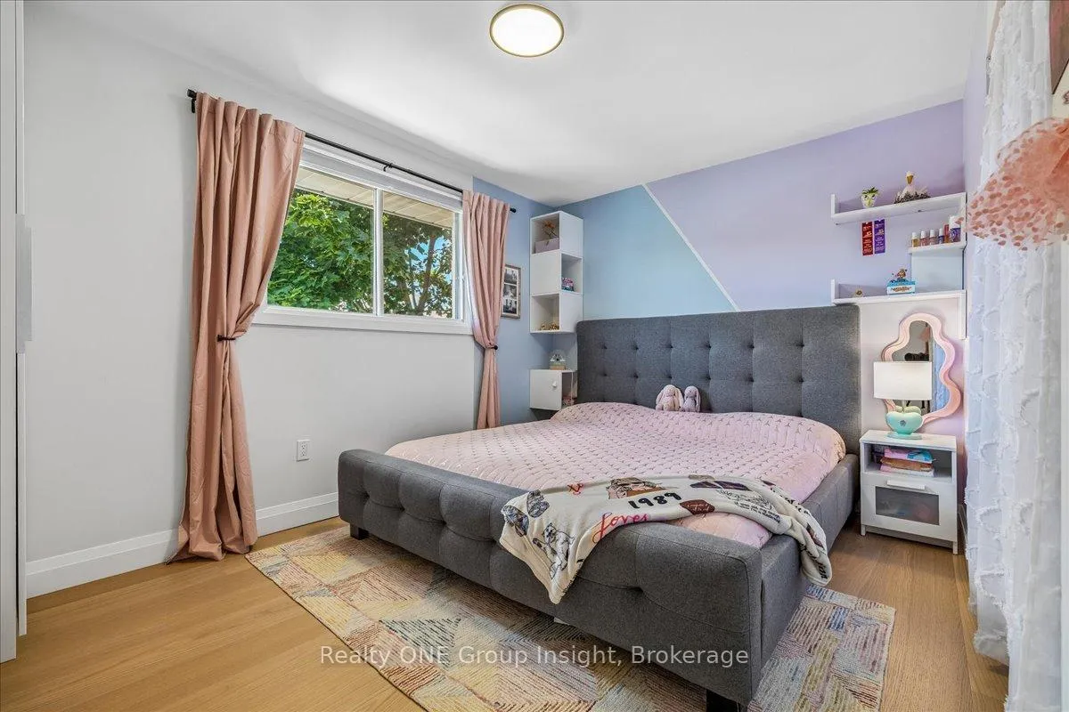 Photo 22 of 13 Salina Place, Hamilton, Stoney Creek — HOMEH