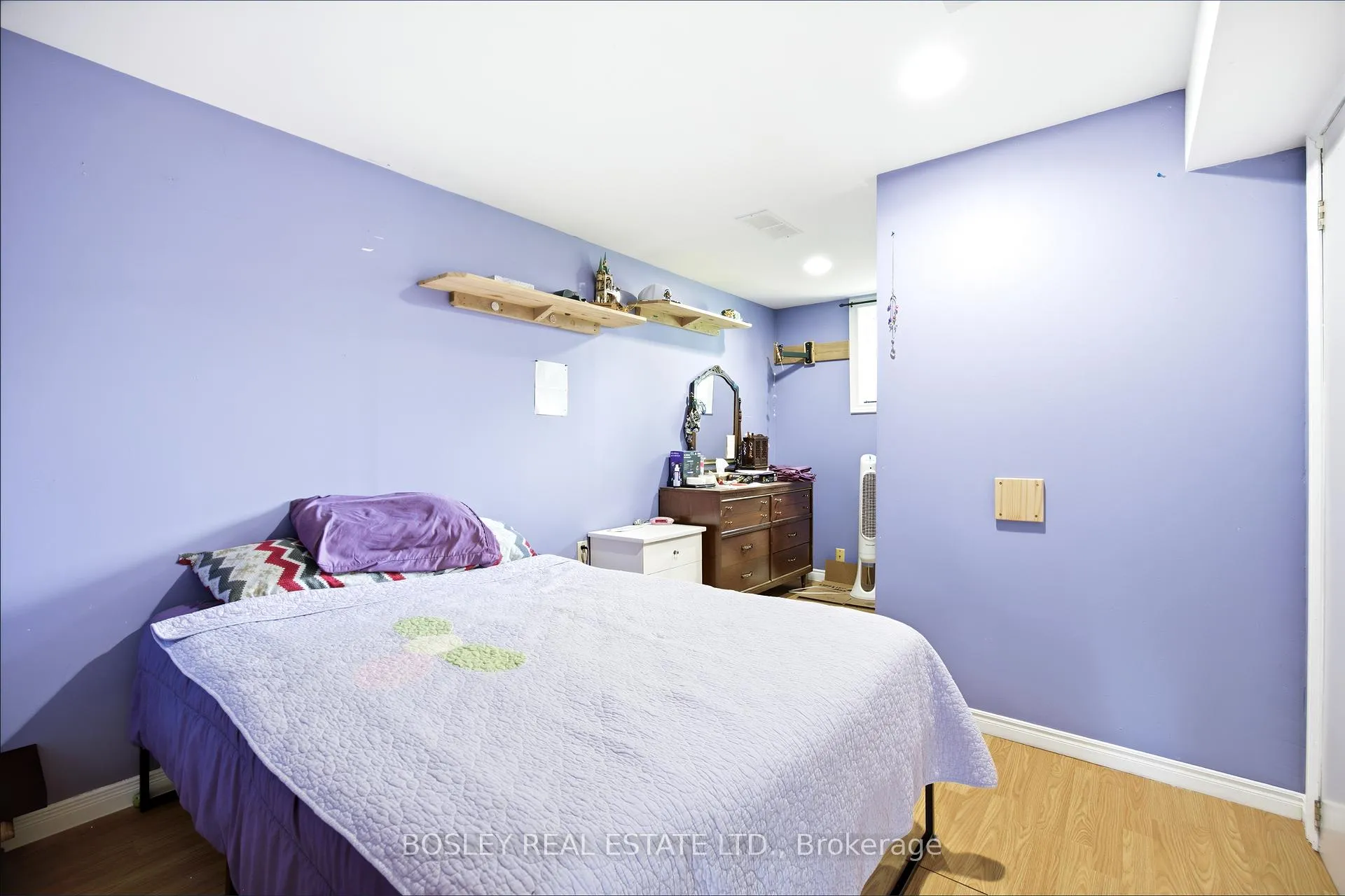 Photo 18 of 16 Steel Street, Barrie, Grove East — HOMEH