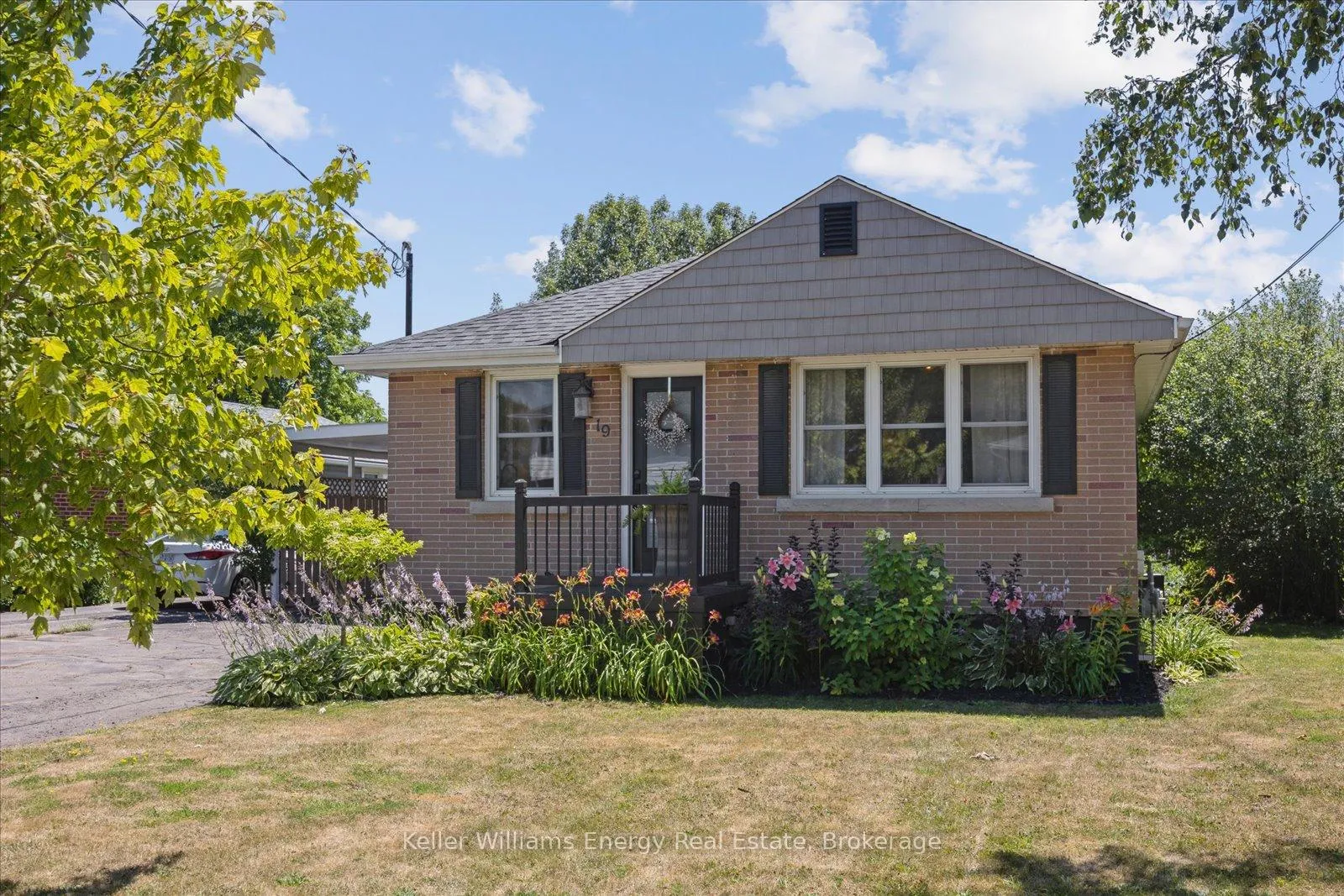 Photo 1 of 19 Ralston Drive, Port Hope — HOMEH