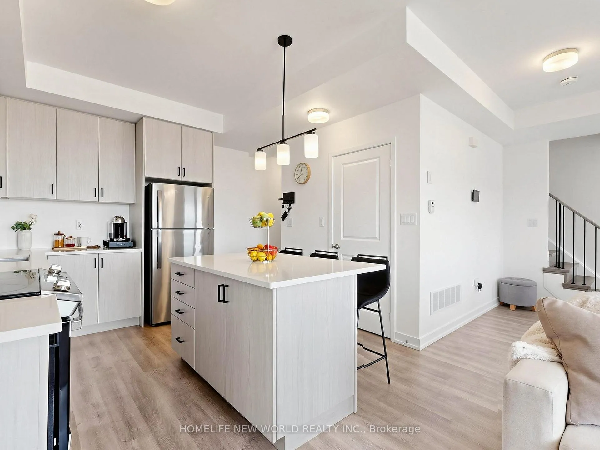 Photo 10 of Unit 218, 2550 Castlegate Crossing, Pickering, Duffin Heights — HOMEH